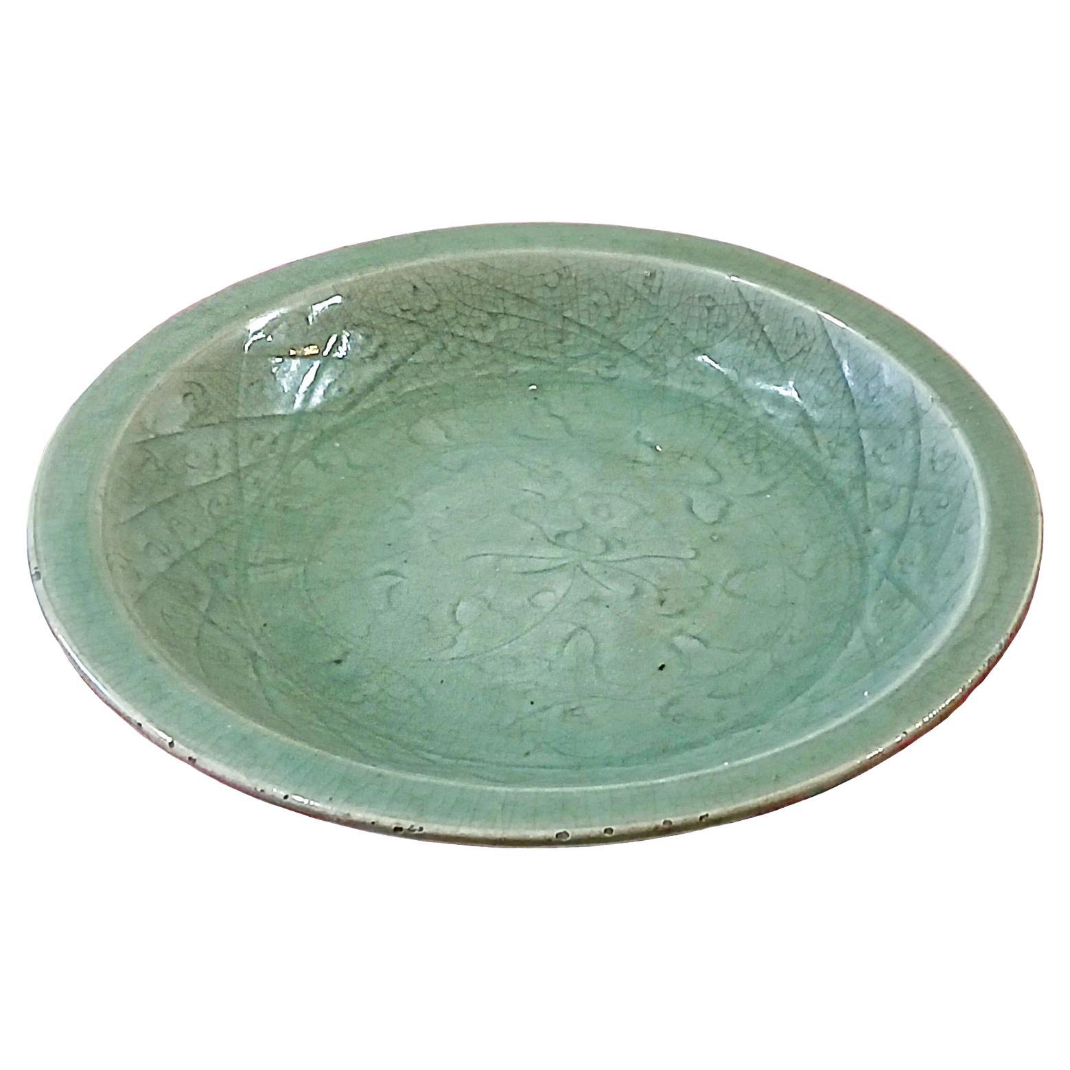 Cuenco tailandés de celadón, siglos XIV-XV