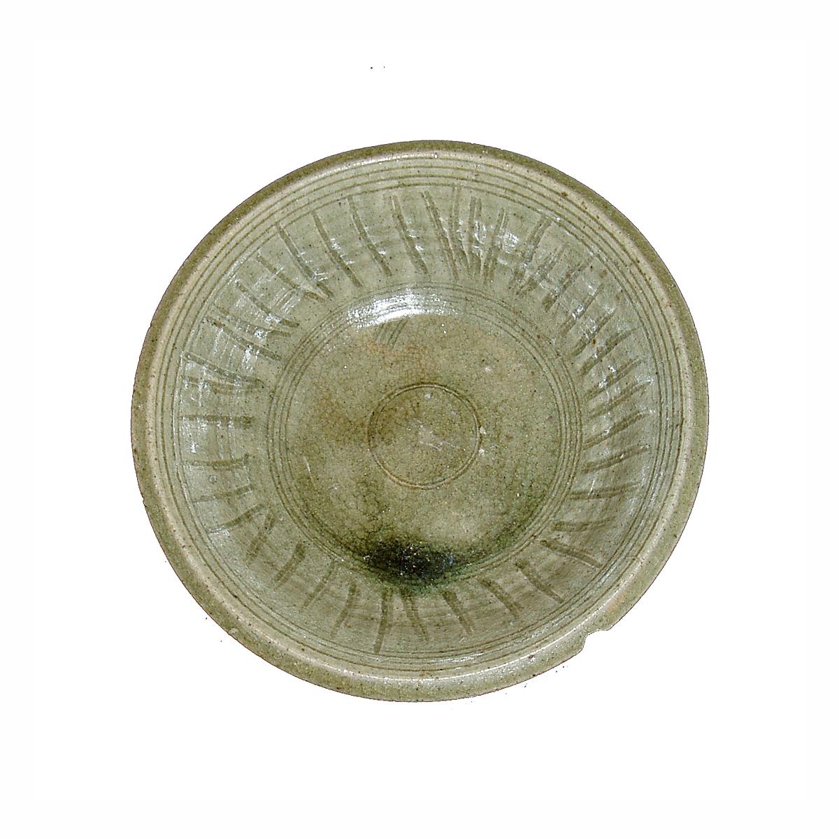 Thai Celadon Bowl, 16th Century 2