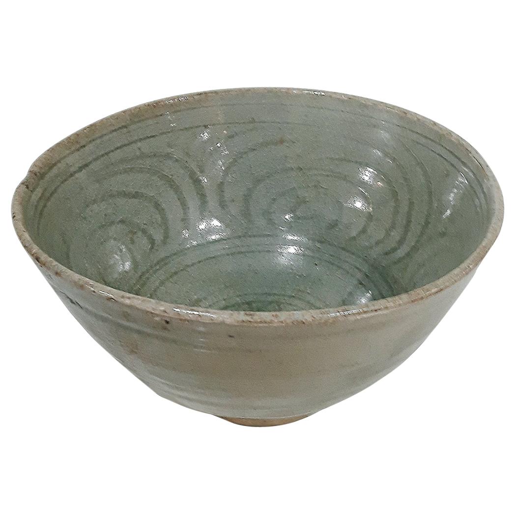 Thai Celadon Bowl, 16th Century