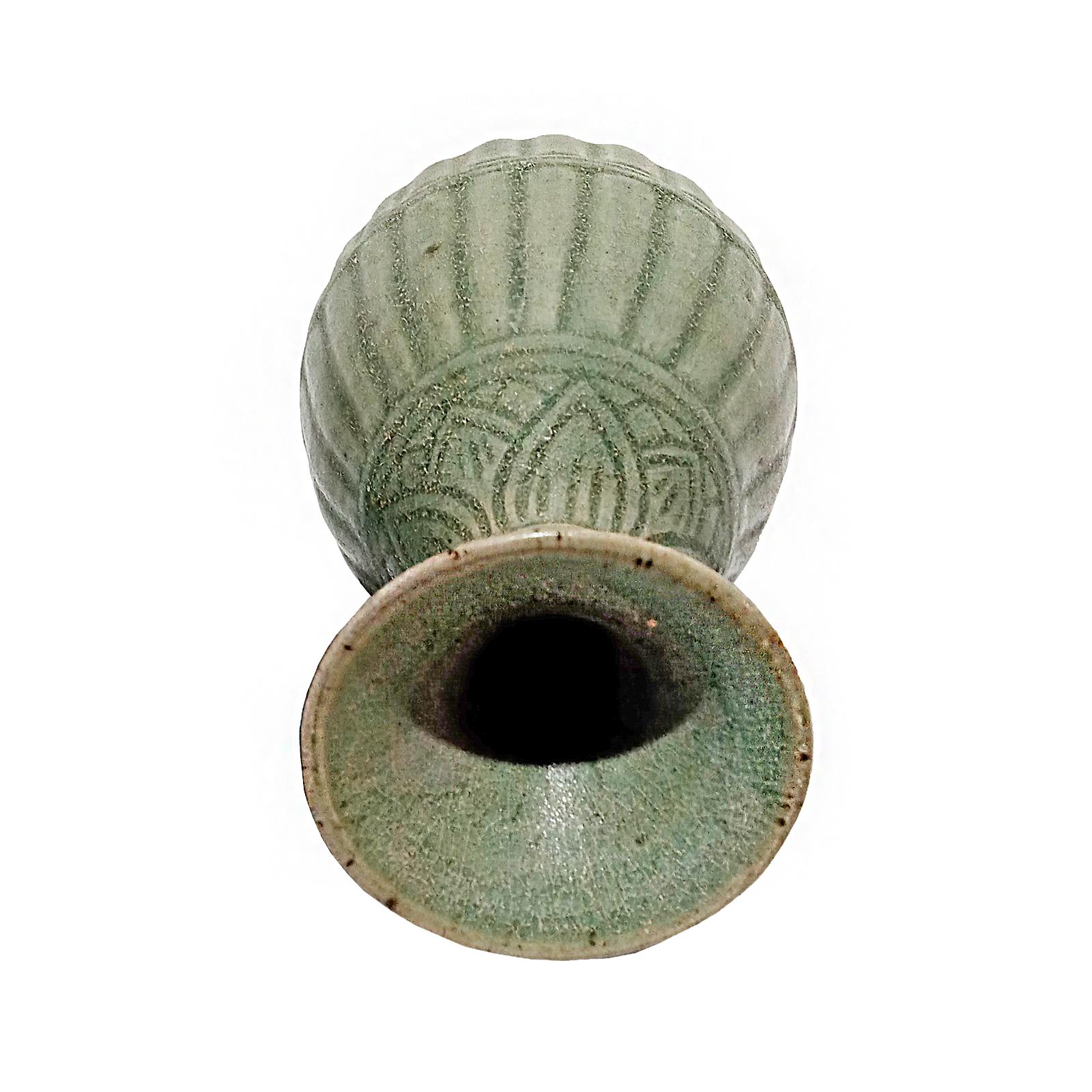 Other Thai Celadon Vase, Late 19th Century For Sale