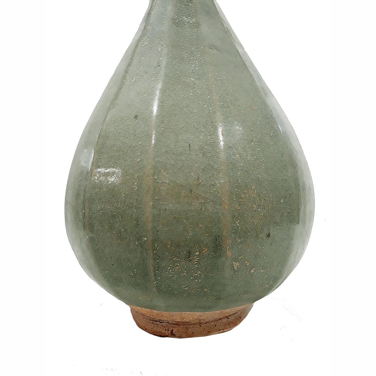 Mid-20th Century Thai Celadon Vase, Mid 20th Century For Sale