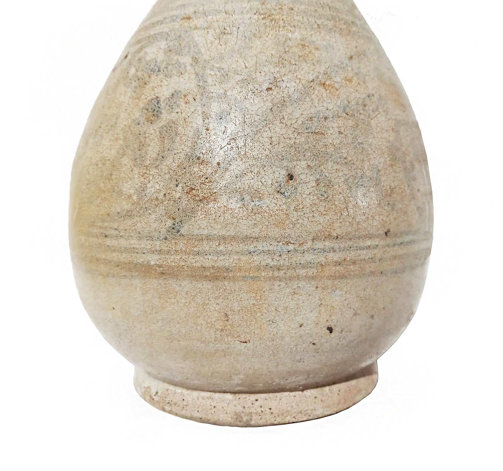 Thai Ceramic Vase, Mid 19th Century For Sale 3
