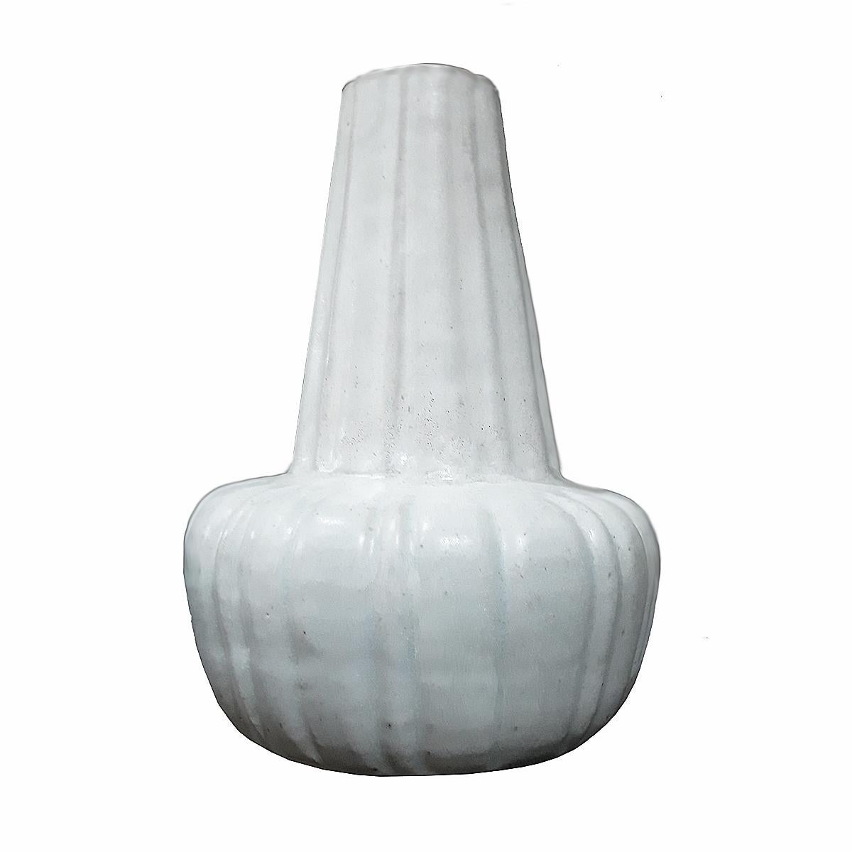 Thai Ceramic Vase, Mid-20th Century In Good Condition In New York, NY