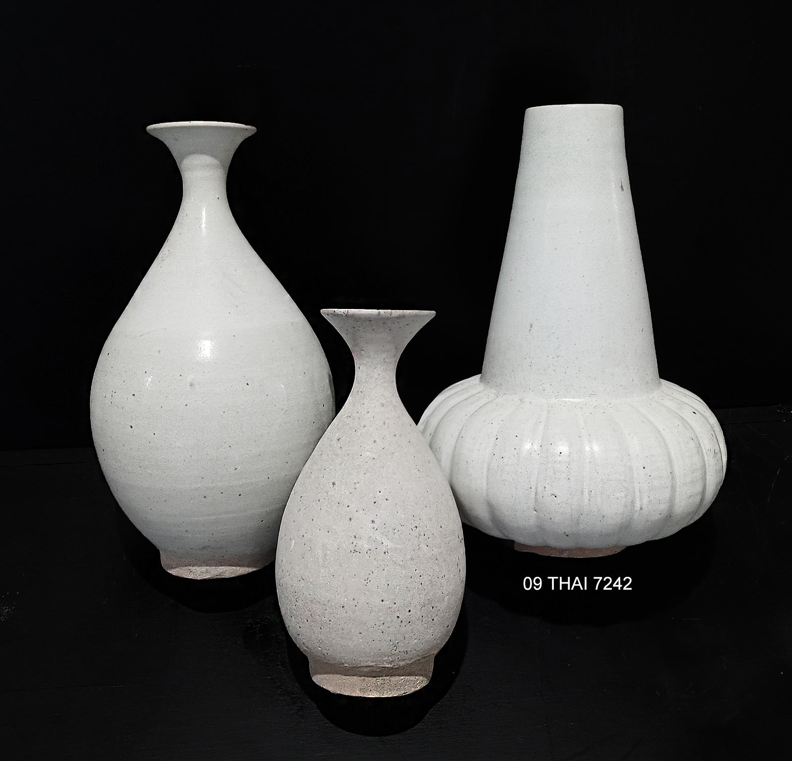 Thai Ceramic Vase with White Glaze, Contemporary For Sale 7