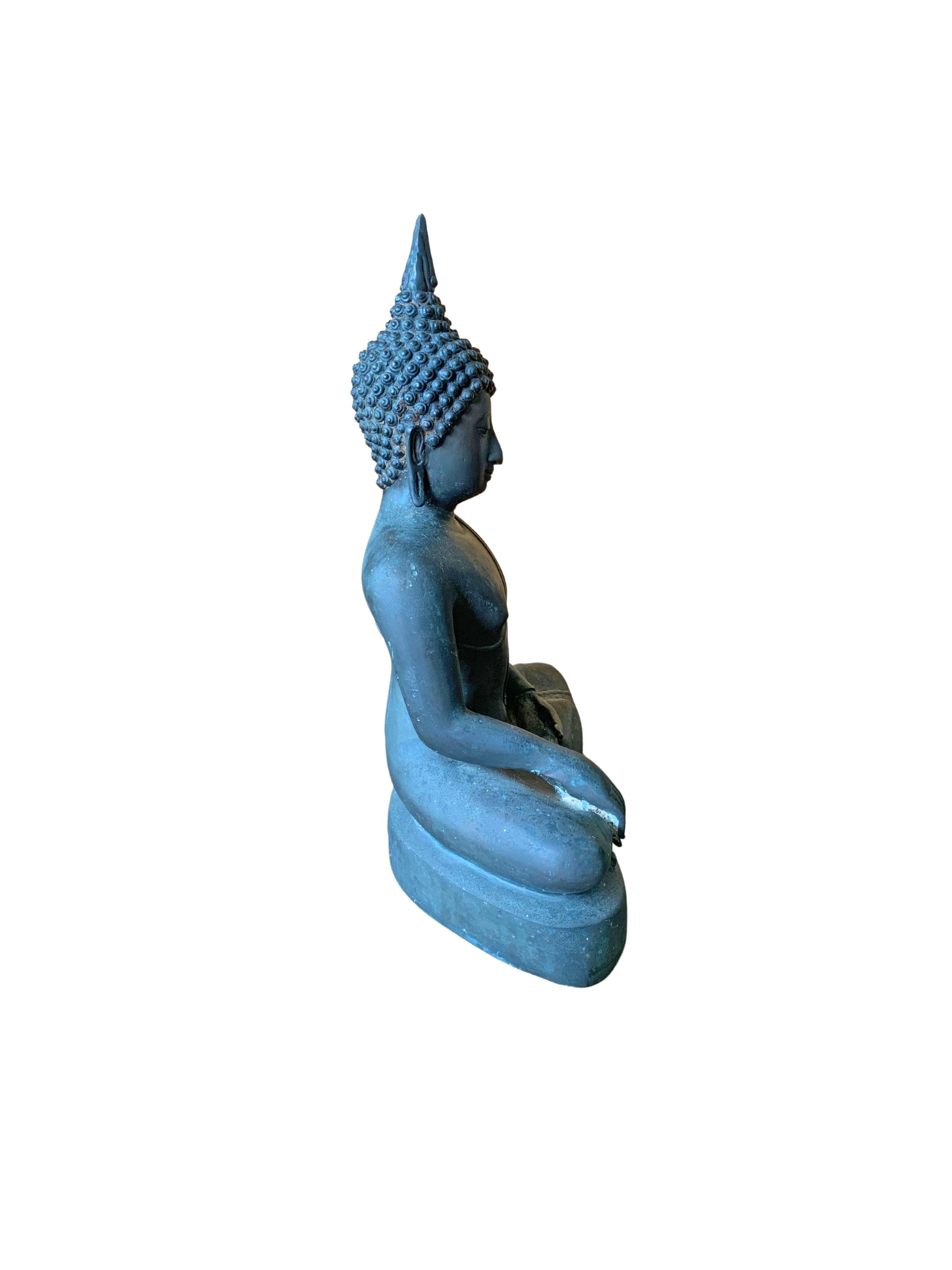 Patiné Bouddha thaïlandais Chiang Saen en bronze, vers 1950 en vente