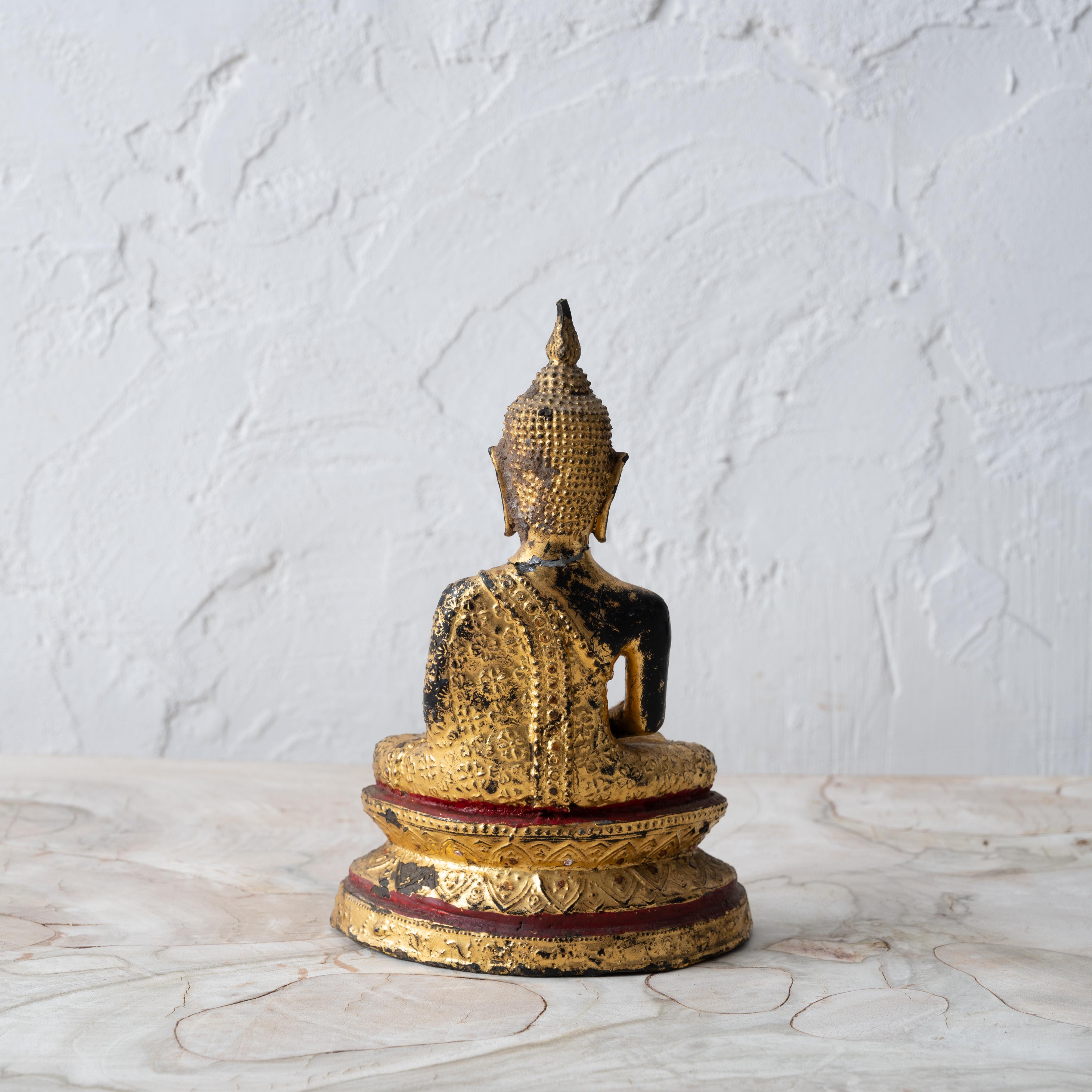 Thai Gilt Bronze Buddha, 19th Century For Sale 4