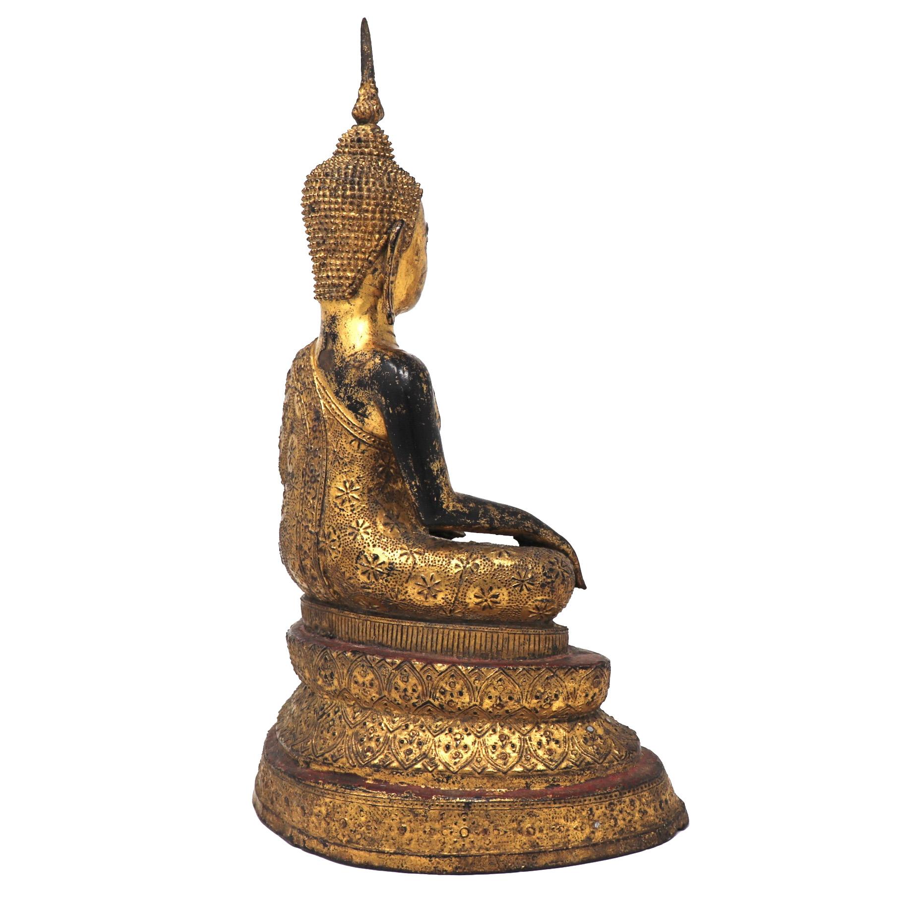 Thai Gilt Bronze Seated Earth Touching Buddha Figure, Late 19th Century In Good Condition For Sale In New York, NY