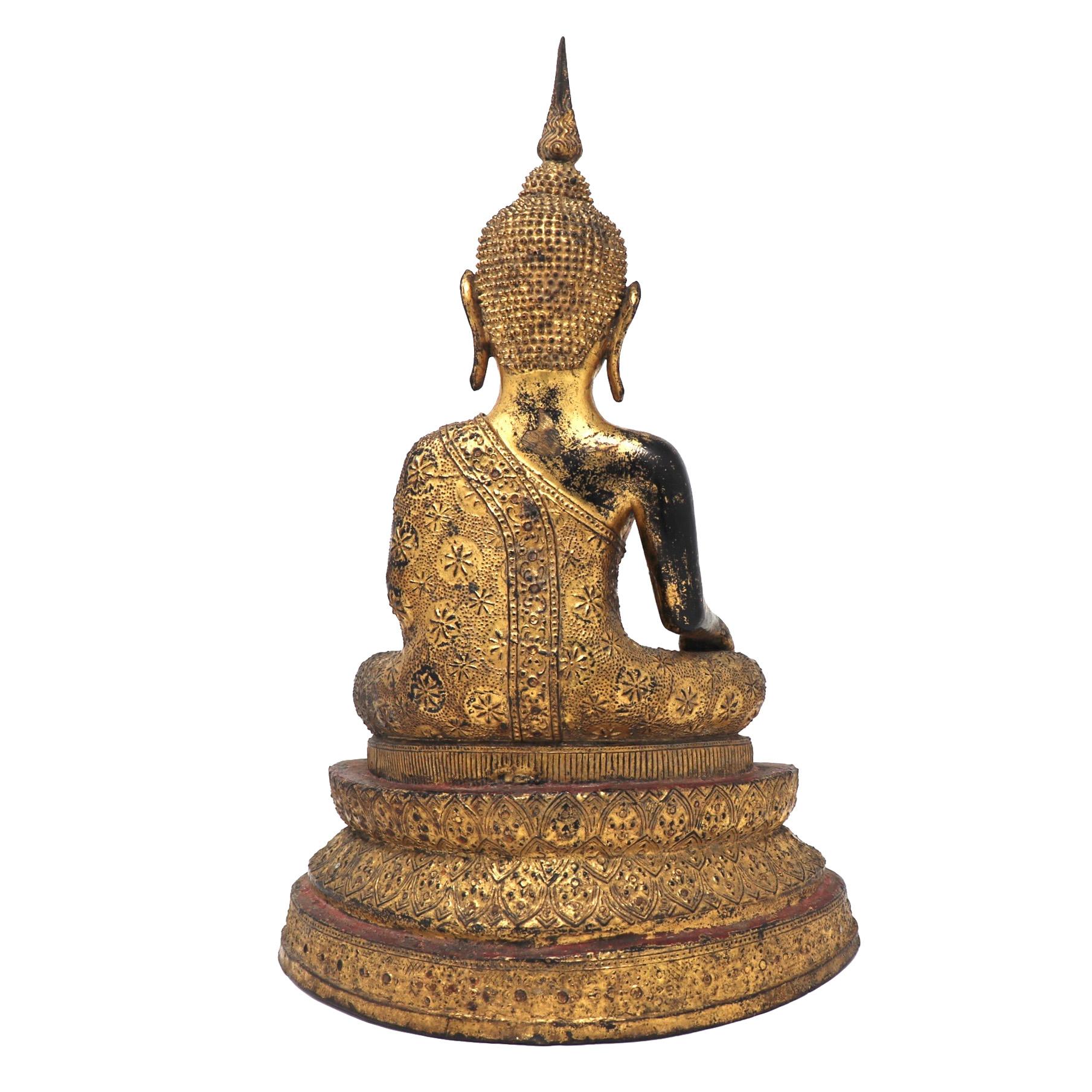 Thai Gilt Bronze Seated Earth Touching Buddha Figure, Late 19th Century For Sale 1