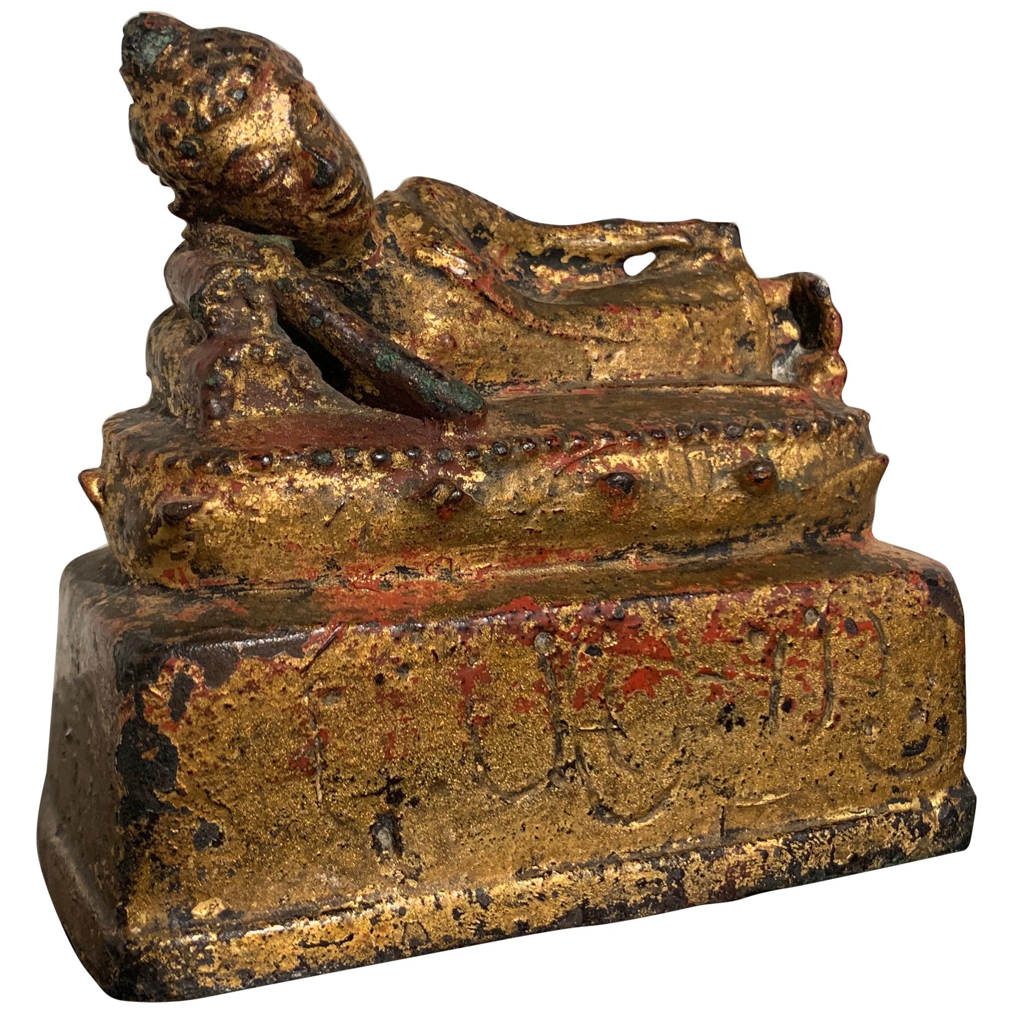 Thai Lanna Gilt Bronze Reclining Buddha, 16th Century, Northern Thailand