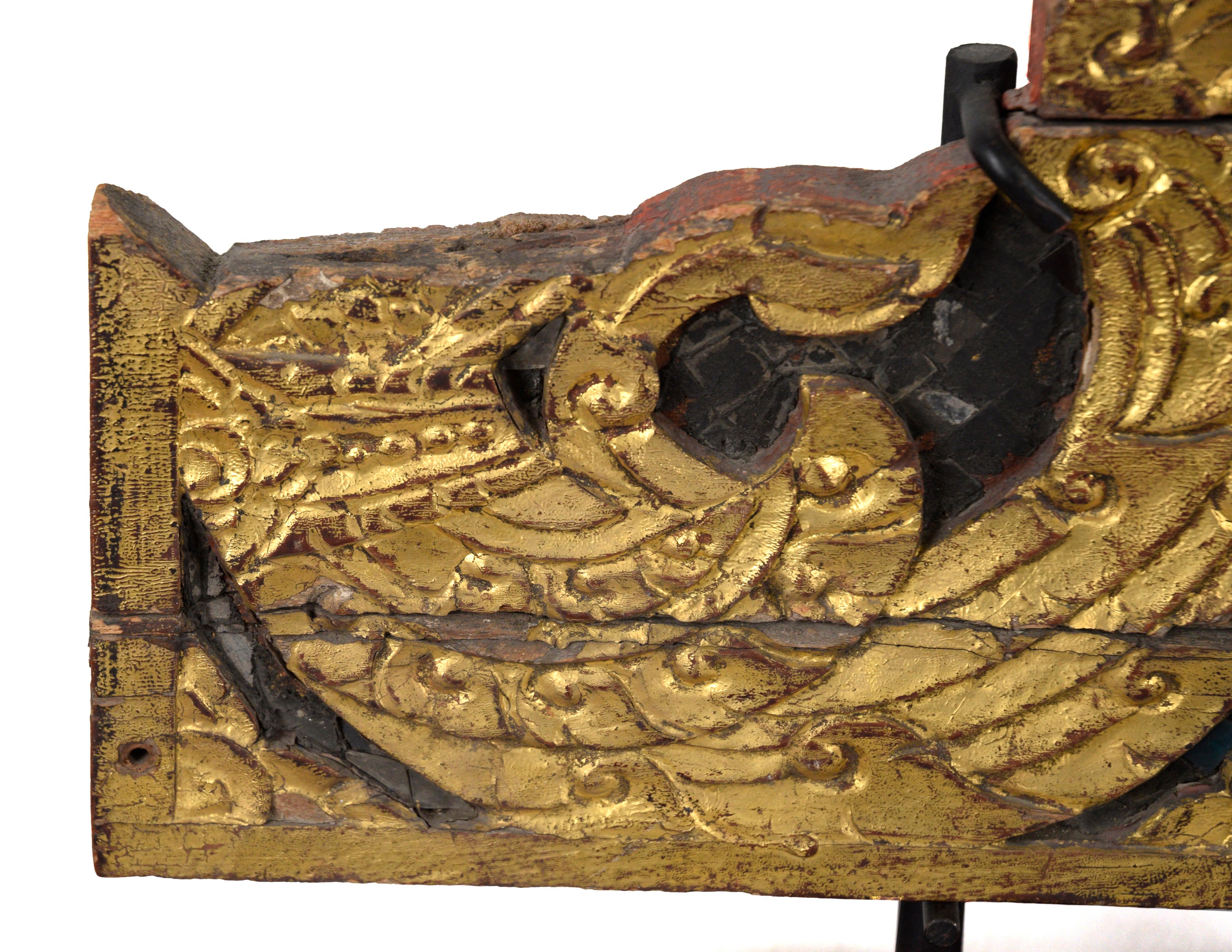 Thai Rattanakosin-Era Carved and Gilded Throne Side Panels (pair) In Fair Condition For Sale In Soquel, CA