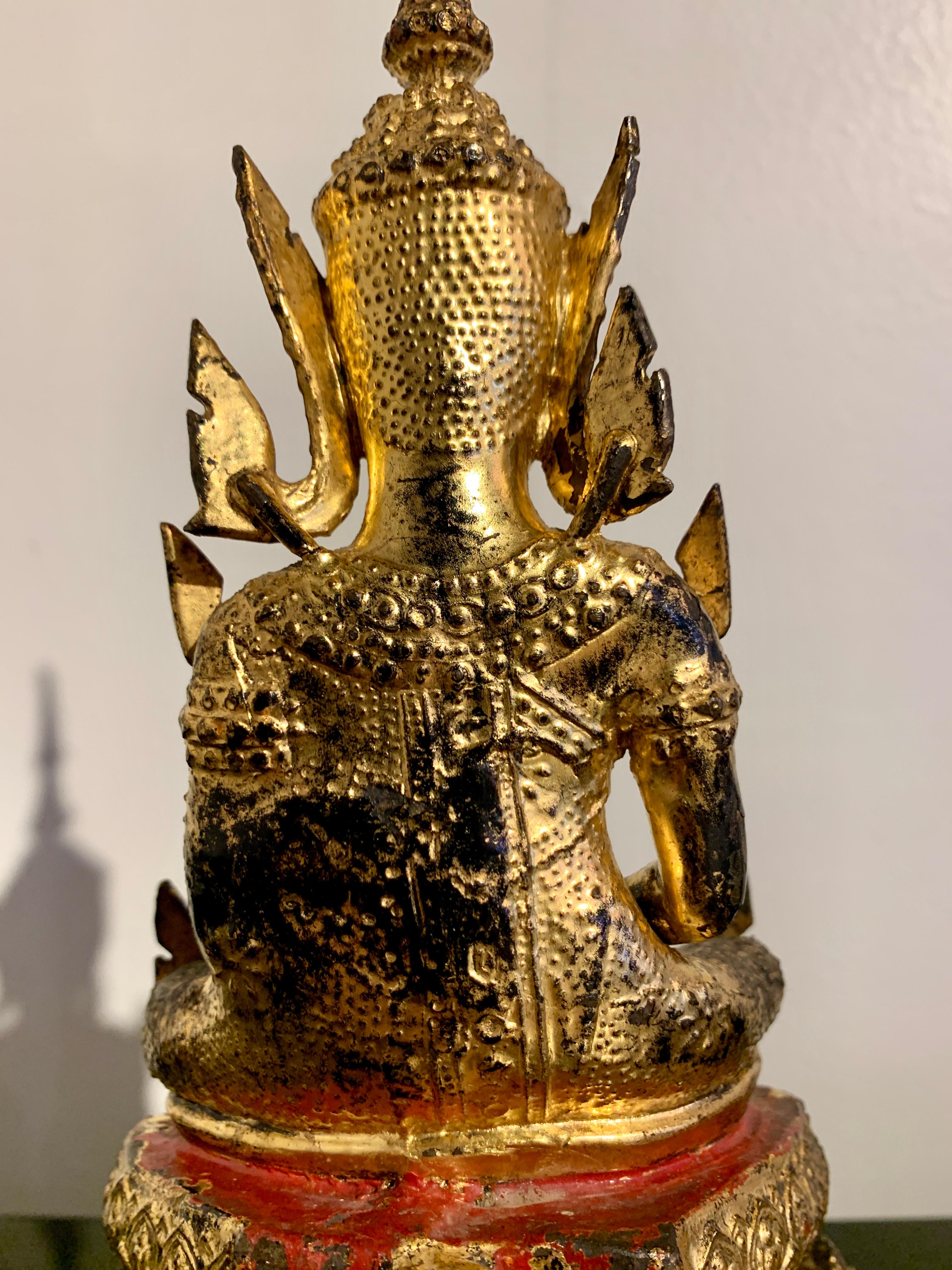 Thai Rattanakosin Gilt Bronze Buddha, Mid 19th Century, Thailand For Sale 6