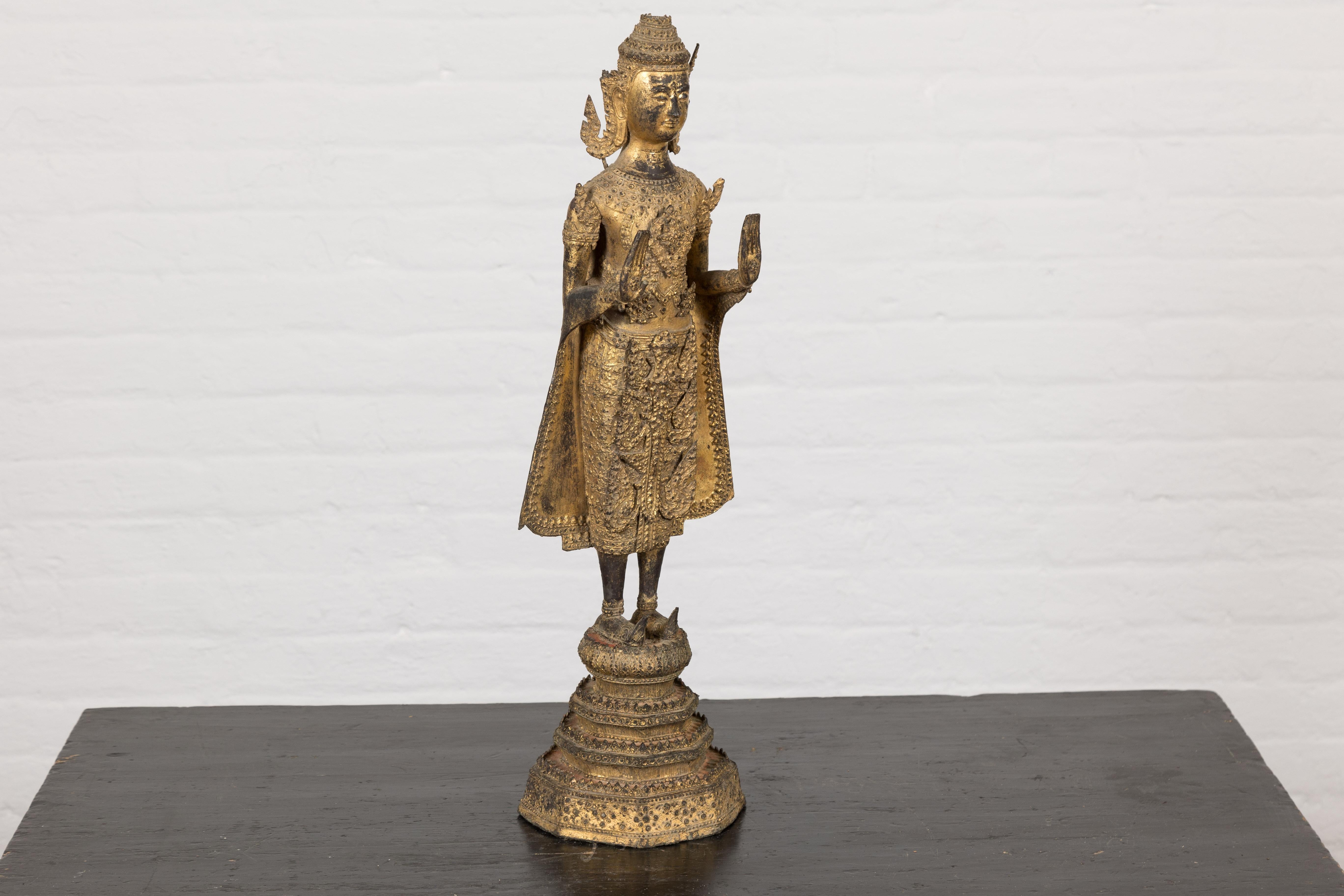 19th Century Gilded Bronze Tabletop Temple Statue For Sale 7
