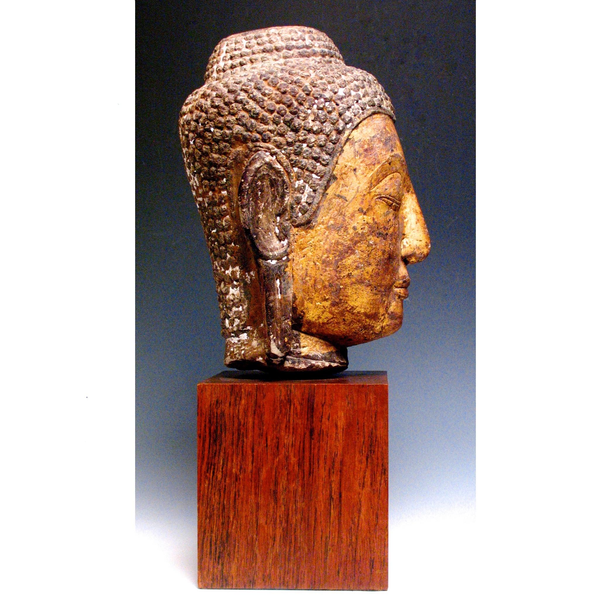 Thai Sandstone Carving of the Head of A Buddha Image For Sale 1