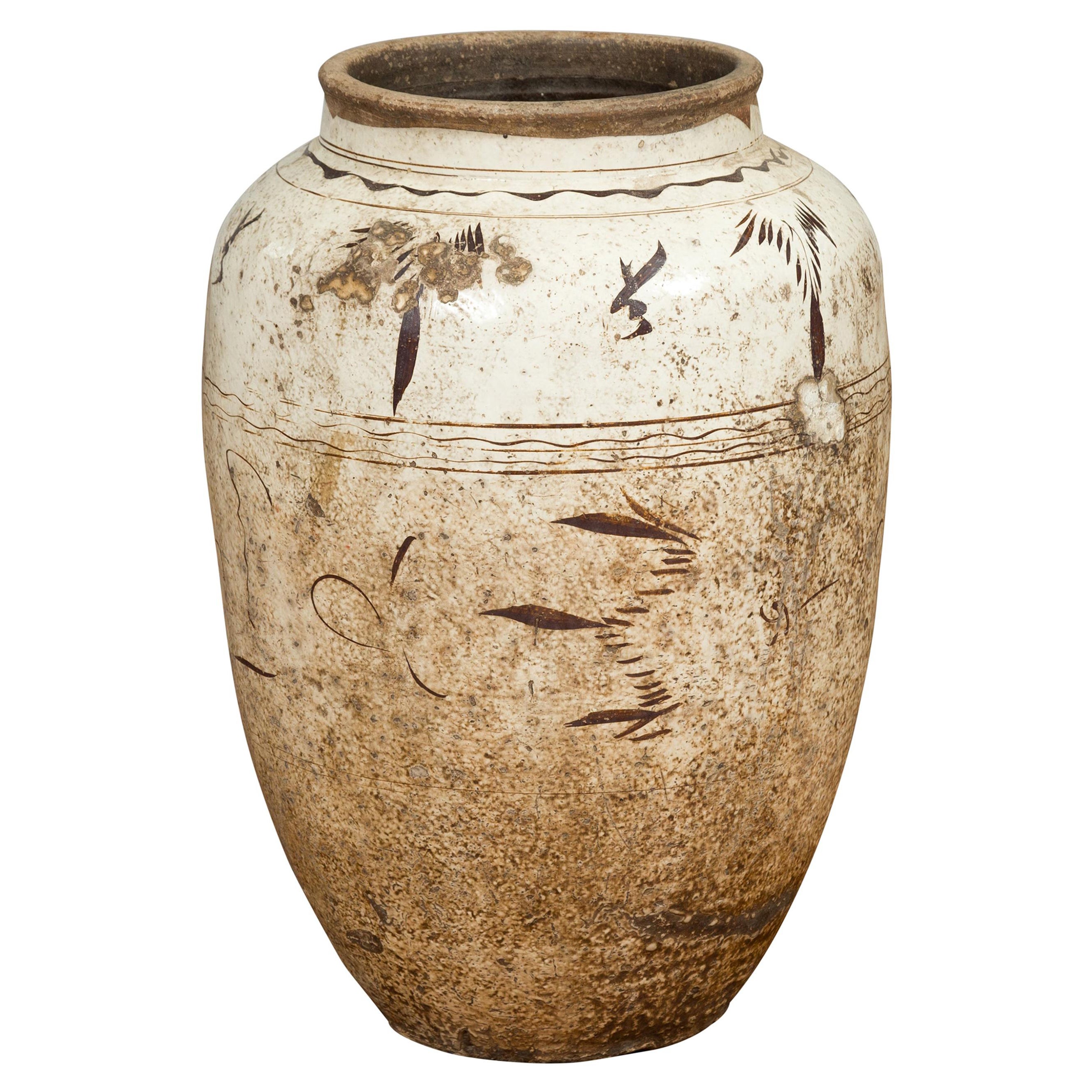 Jarre à eau extérieure thaïlandaise Sawankhalok des années 1850 avec patine blanche vieillie en vente