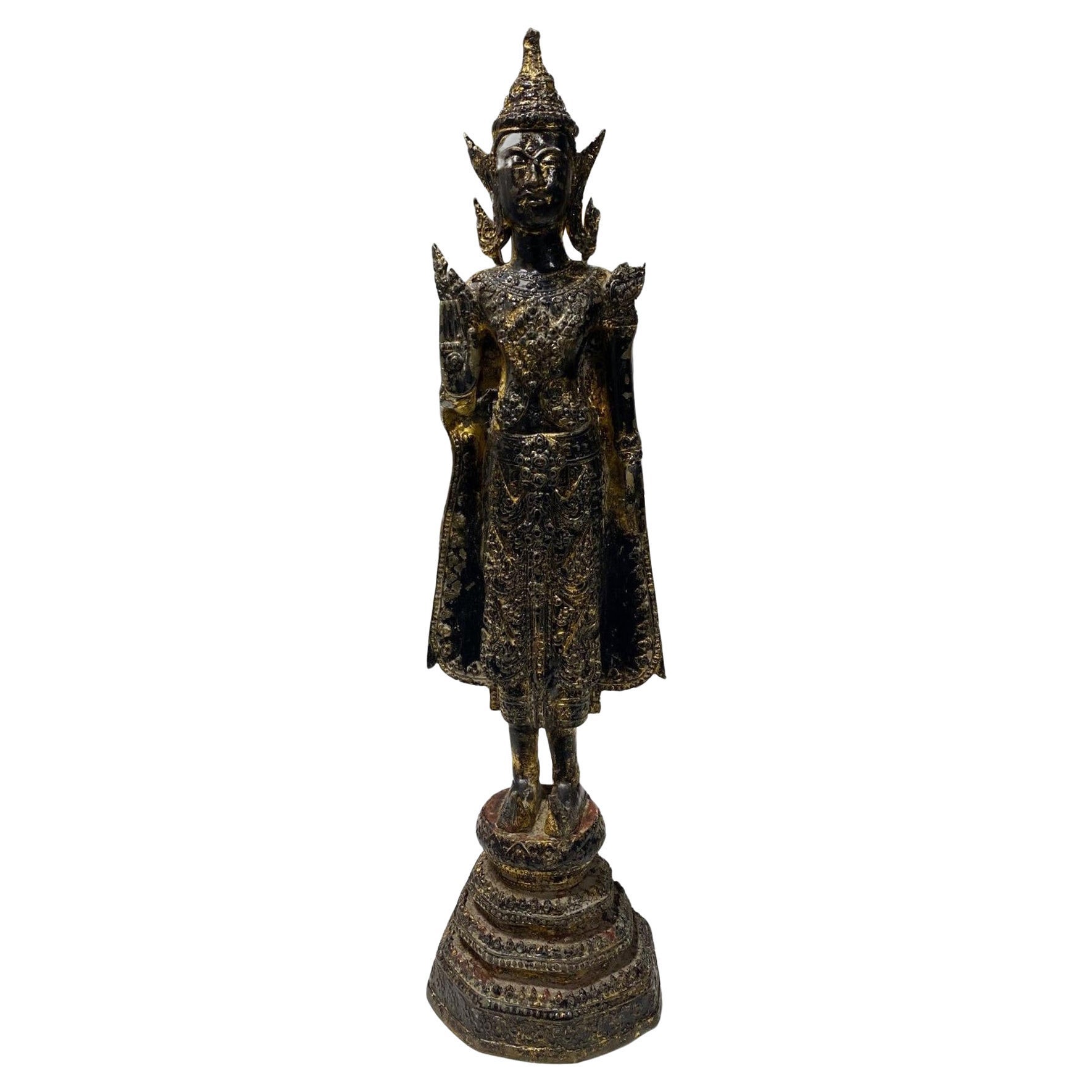 Bouddha de temple debout en bronze doré en forme de royaume de Rattanakosin, Thaïlande, années 1800