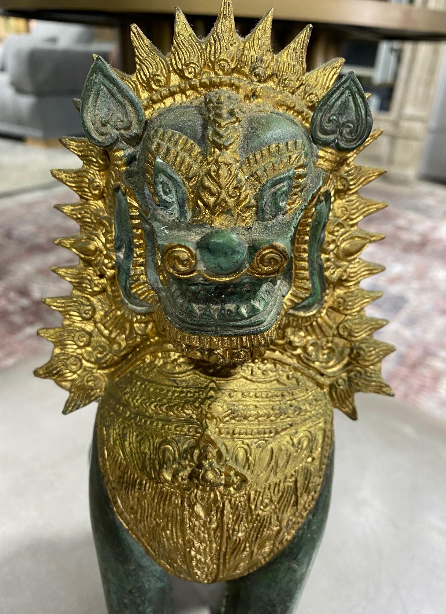 Escultura Templo Thai Siam Khmer Bronce Dorado Singha Imperial León Foo Perro en Bueno estado para la venta en Studio City, CA
