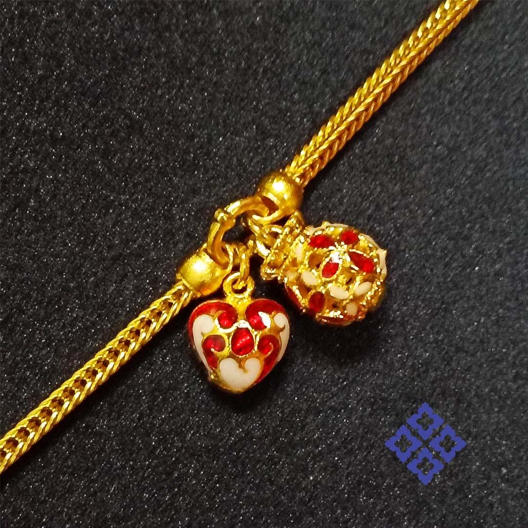 Thai sukhothai gold bracelet. Brass + silver on 24K Goldplated. In New Condition For Sale In Bangkok, TH