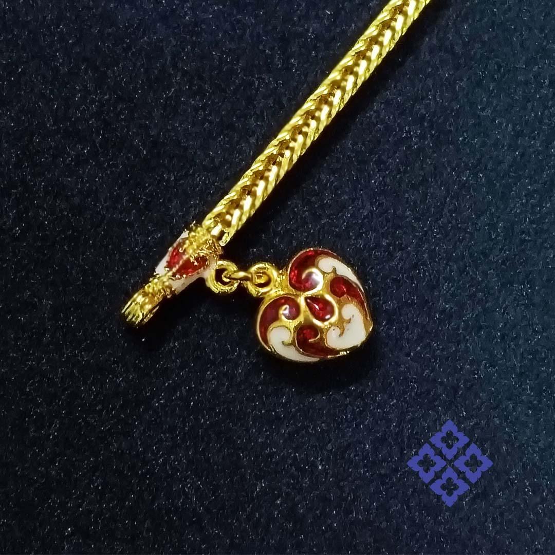 Thai sukhothai gold bracelet. Brass + silver on 24K Goldplated. In New Condition For Sale In Bangkok, TH