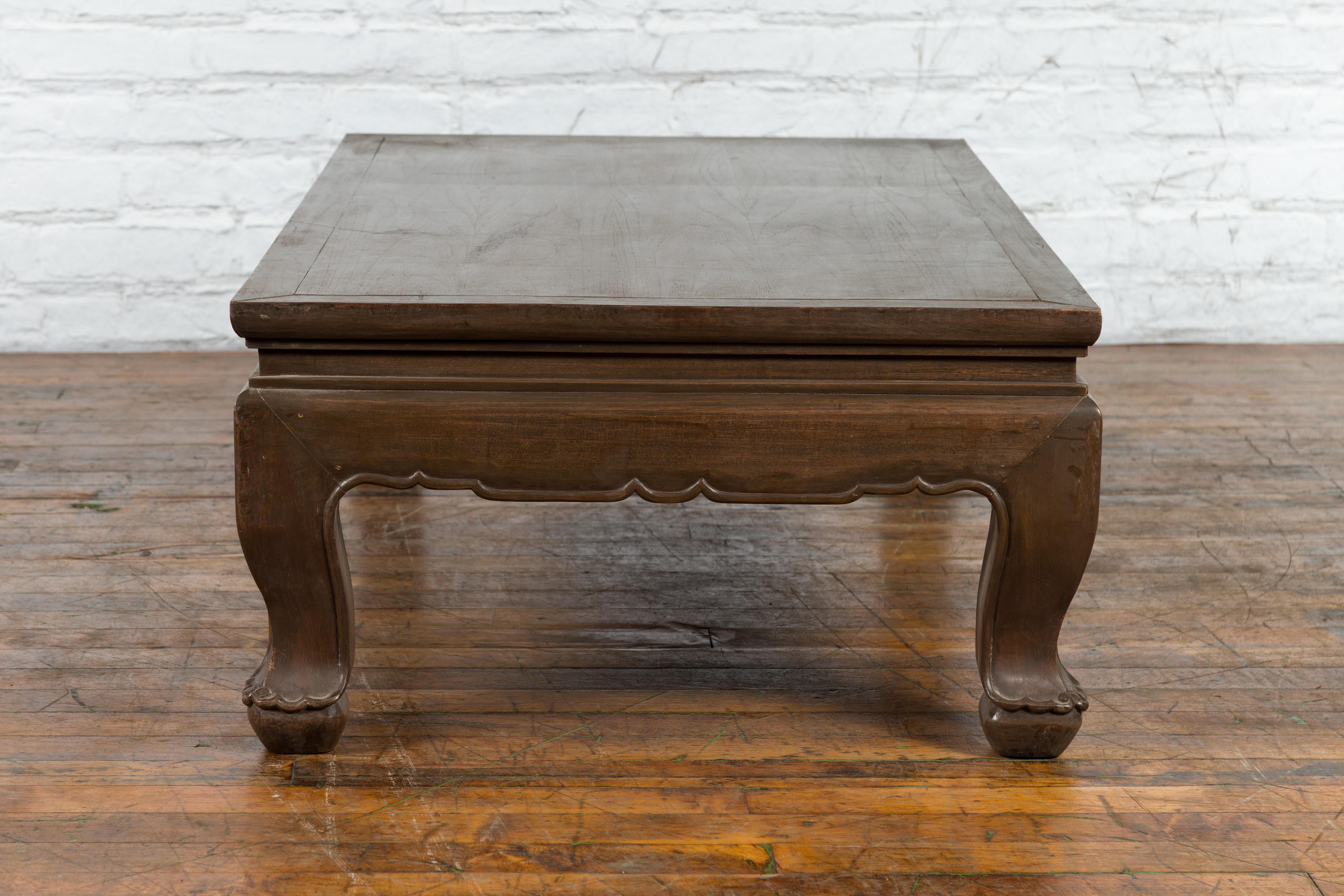 Thai Teak Wood Vintage Coffee Table with Carved Apron and Dark Brown Patina For Sale 6