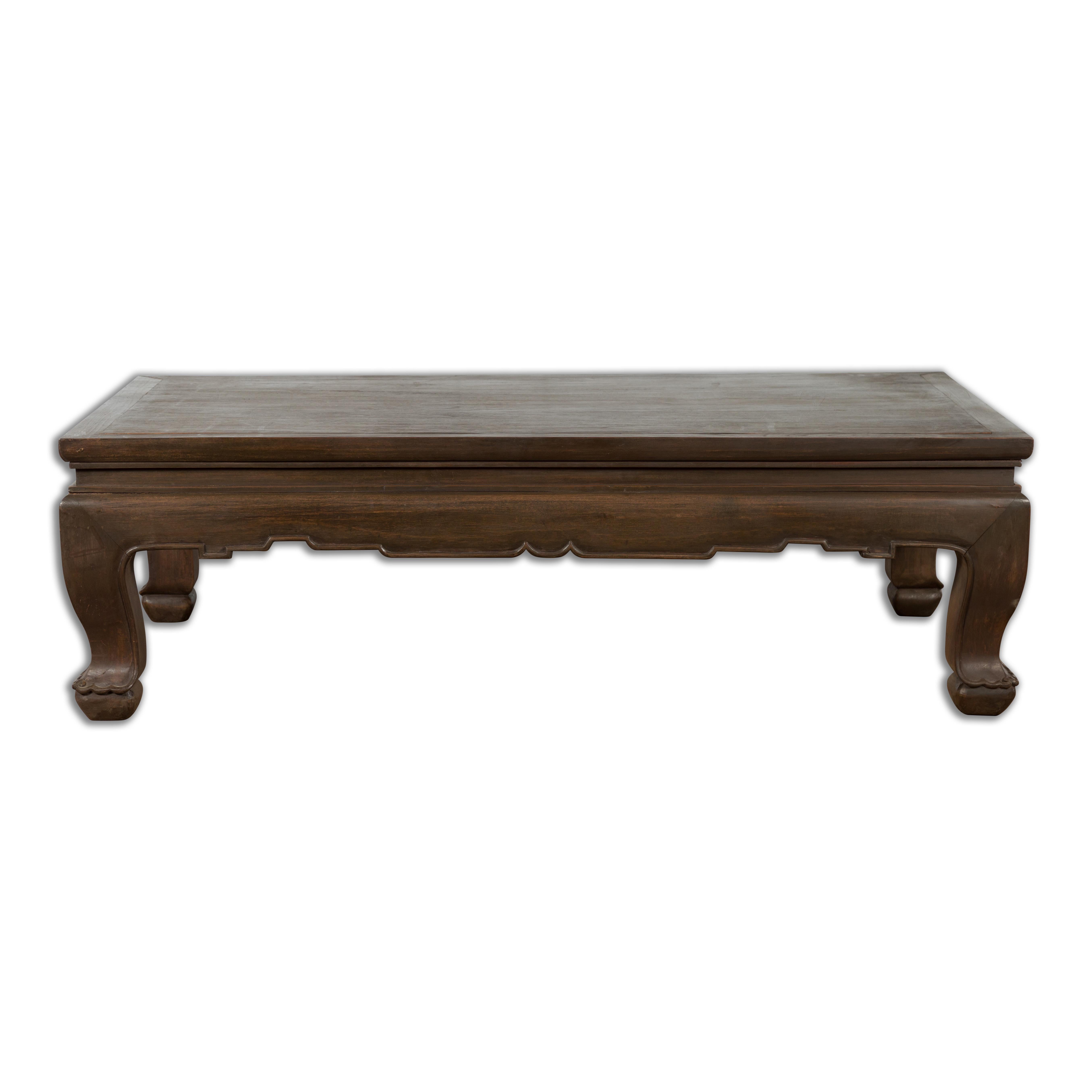 Thai Teak Wood Vintage Coffee Table with Carved Apron and Dark Brown Patina For Sale 10
