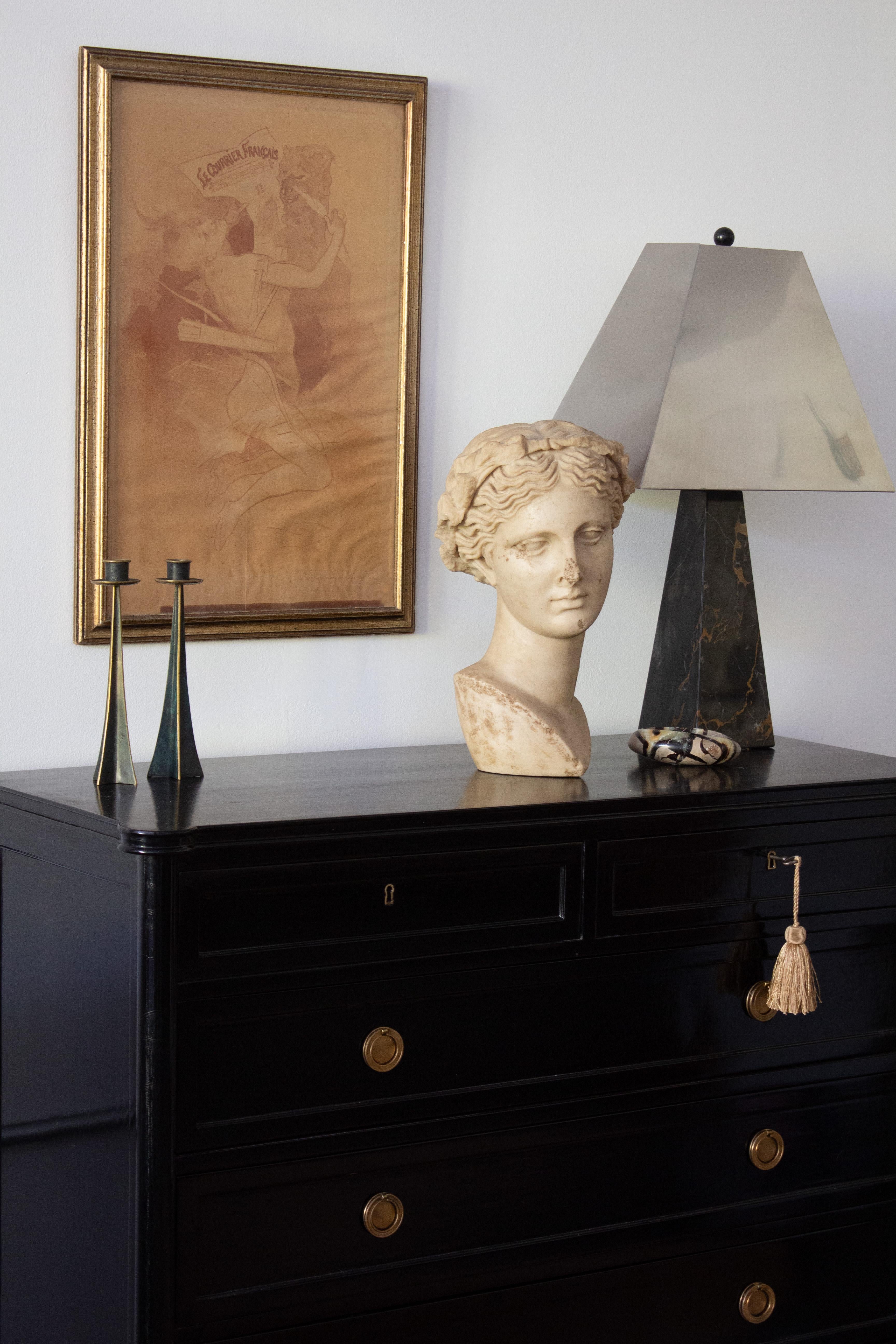 Busto compuesto de piedra 