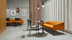 Canapé trois places Thank en métal chromé et tapisserie d'ameublement Quinti Sedute