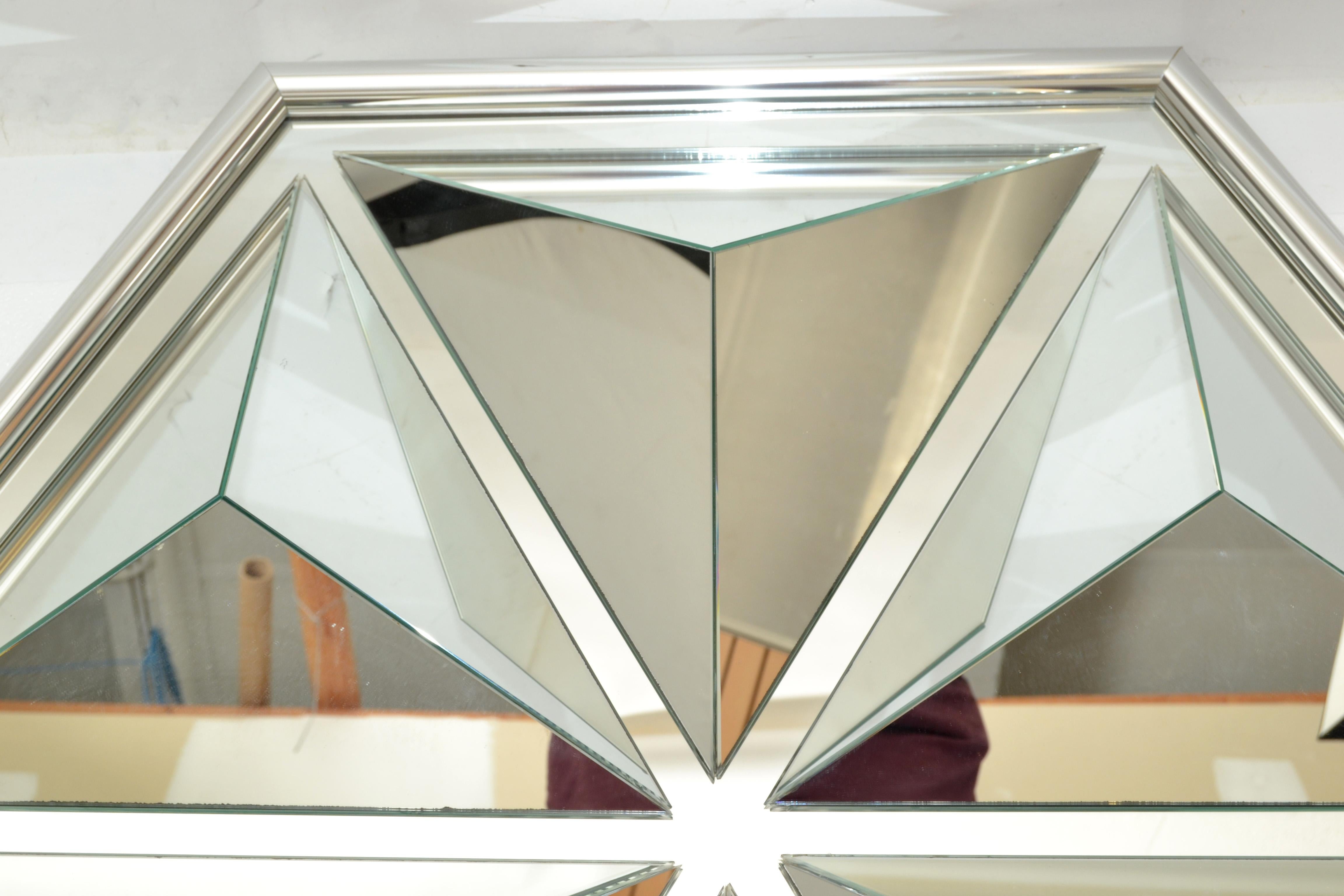 Espejo de pared octogonal facetado en forma de diamante Hoja de plata en venta