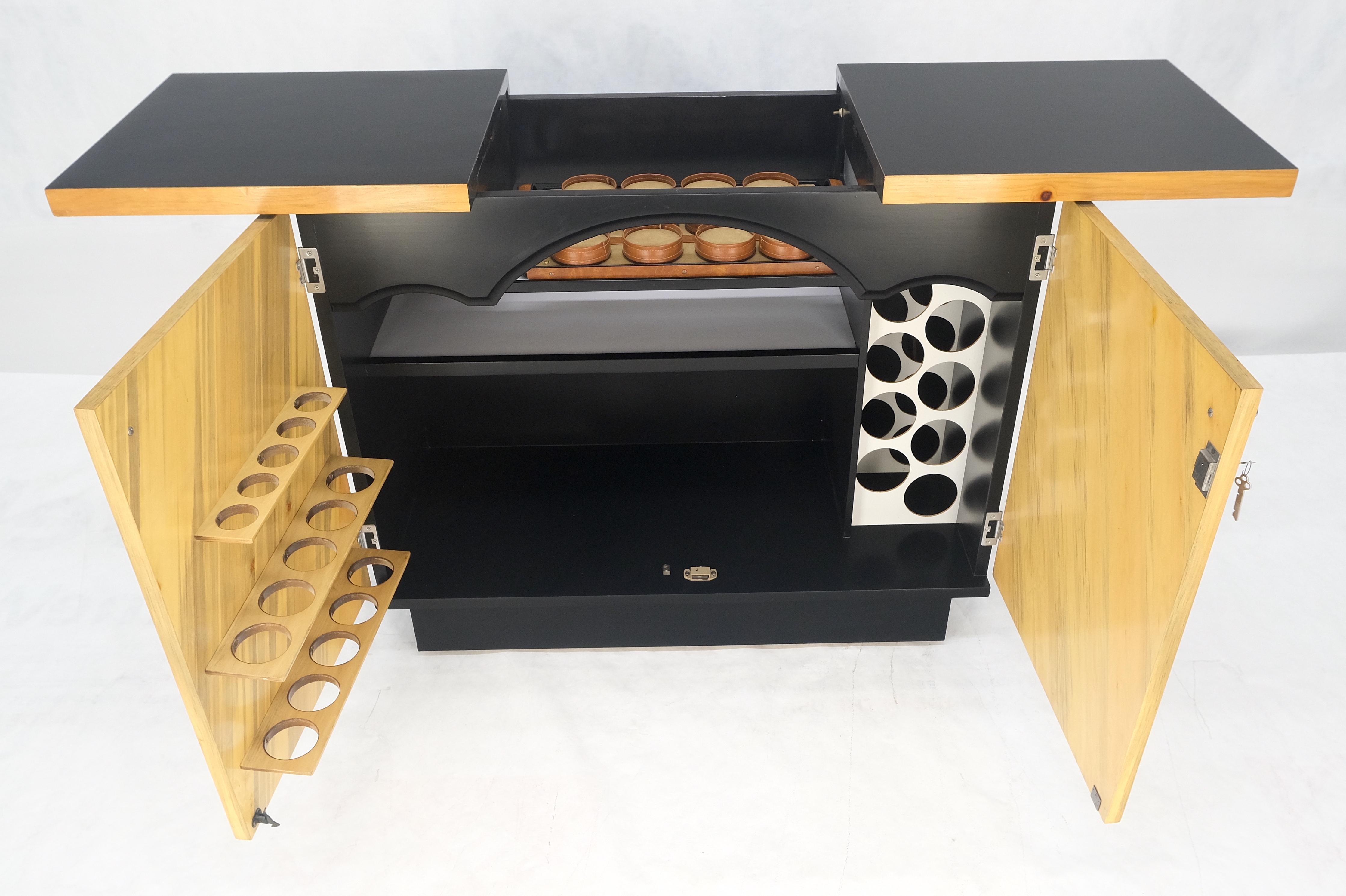 Thayer Coggin Milo Baughman Armadio per liquori a 2 ante in legno di tasso Bar MINT in vendita 8