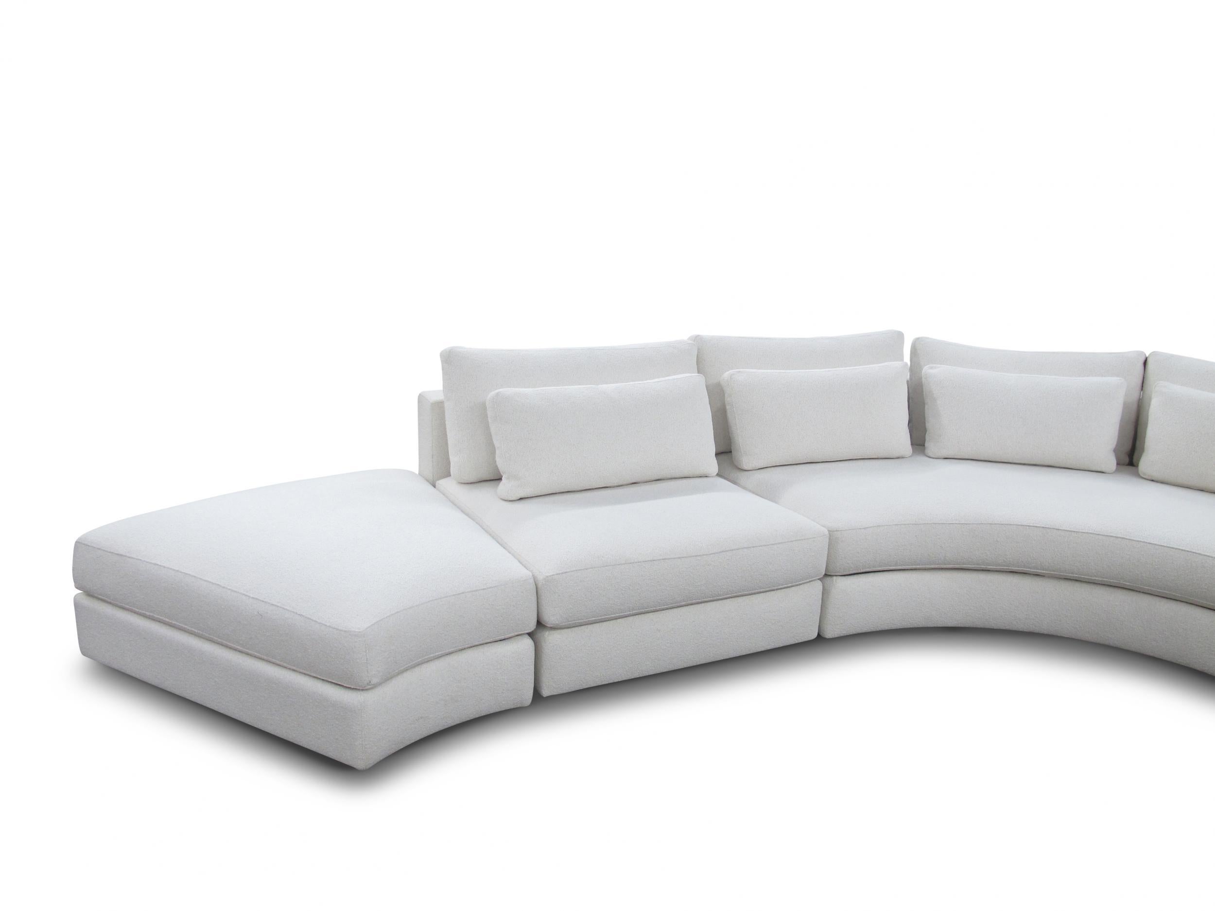 Thayer Coggin Round Sectional Sofa in off White In Good Condition In Oakland, CA