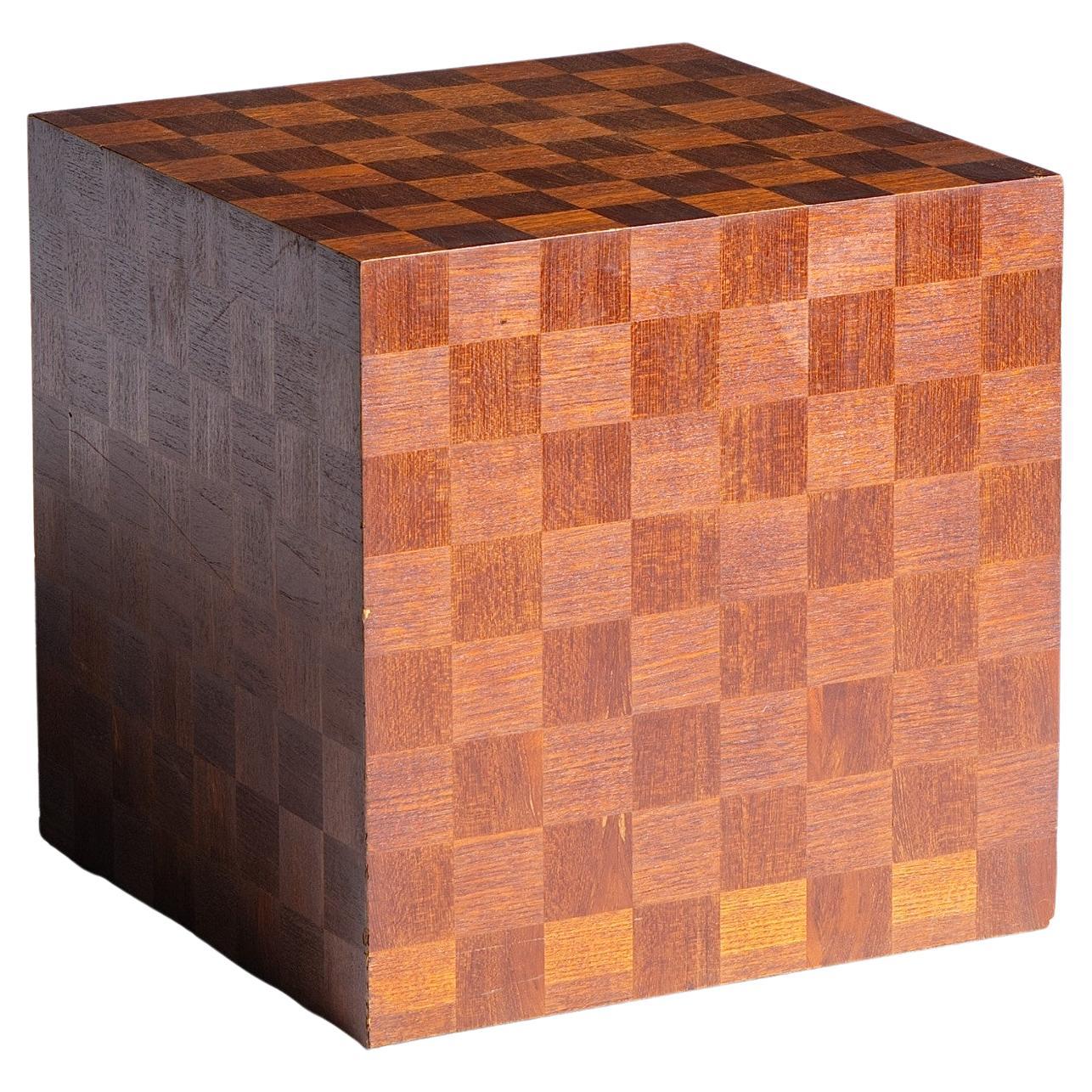 Thayer Coggin Style Mid Century Walnut Parquet Cube End Table For Sale