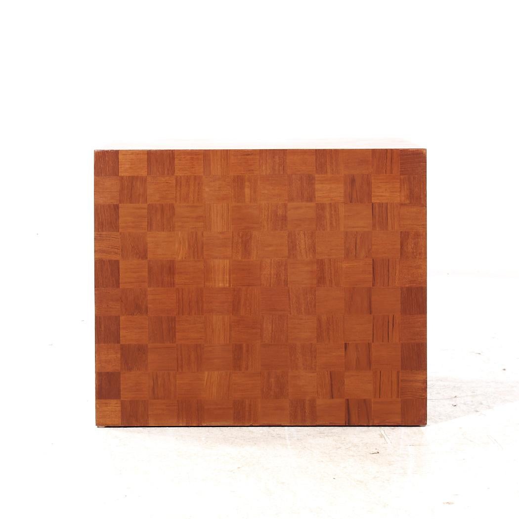 Thayer Coggin Style Mid Century Walnut Parquet Cube End Tables - Pair For Sale 1