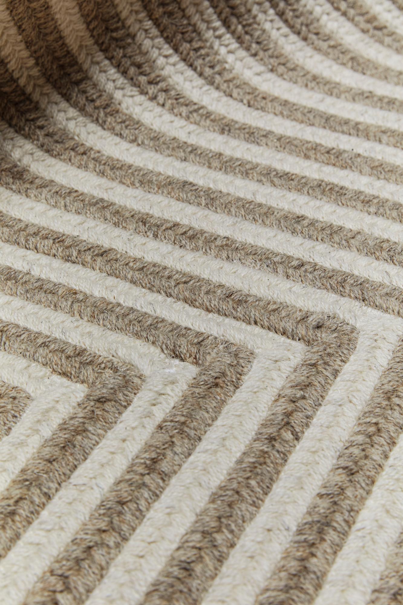 Thayer Design Studio, Natural Wool, Cream and Natural, Z Rug In New Condition For Sale In Boston, MA