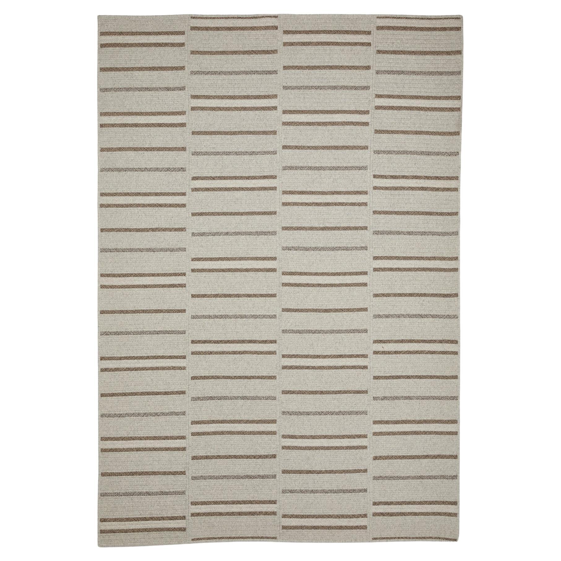 Thayer Design Studio, tapis à plateau en laine naturelle, gris clair et marron, 6' x 9' en vente