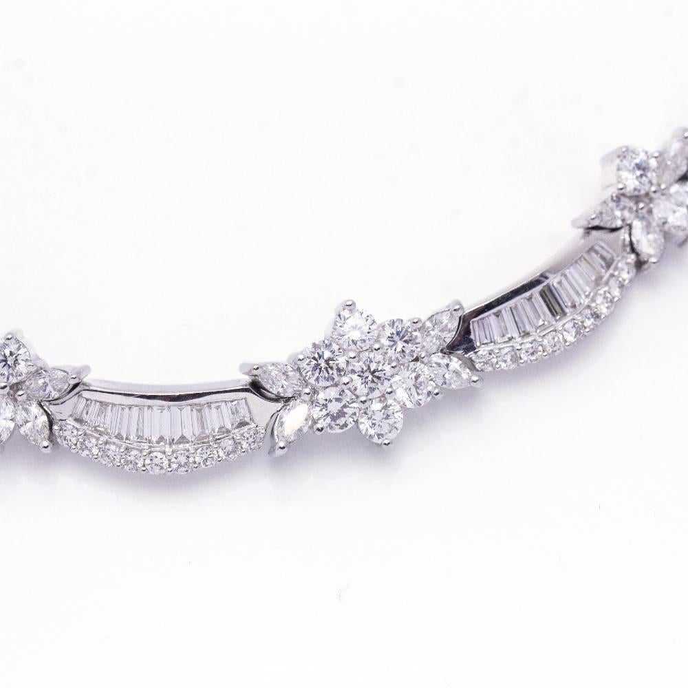 Taglio brillante Collana THAYPER in oro bianco e diamanti in vendita