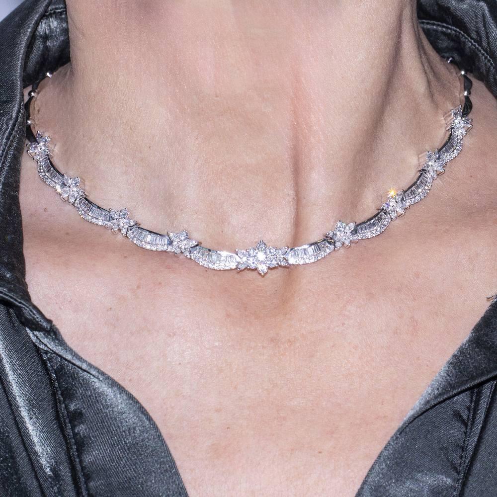 Collana THAYPER in oro bianco e diamanti in vendita 1