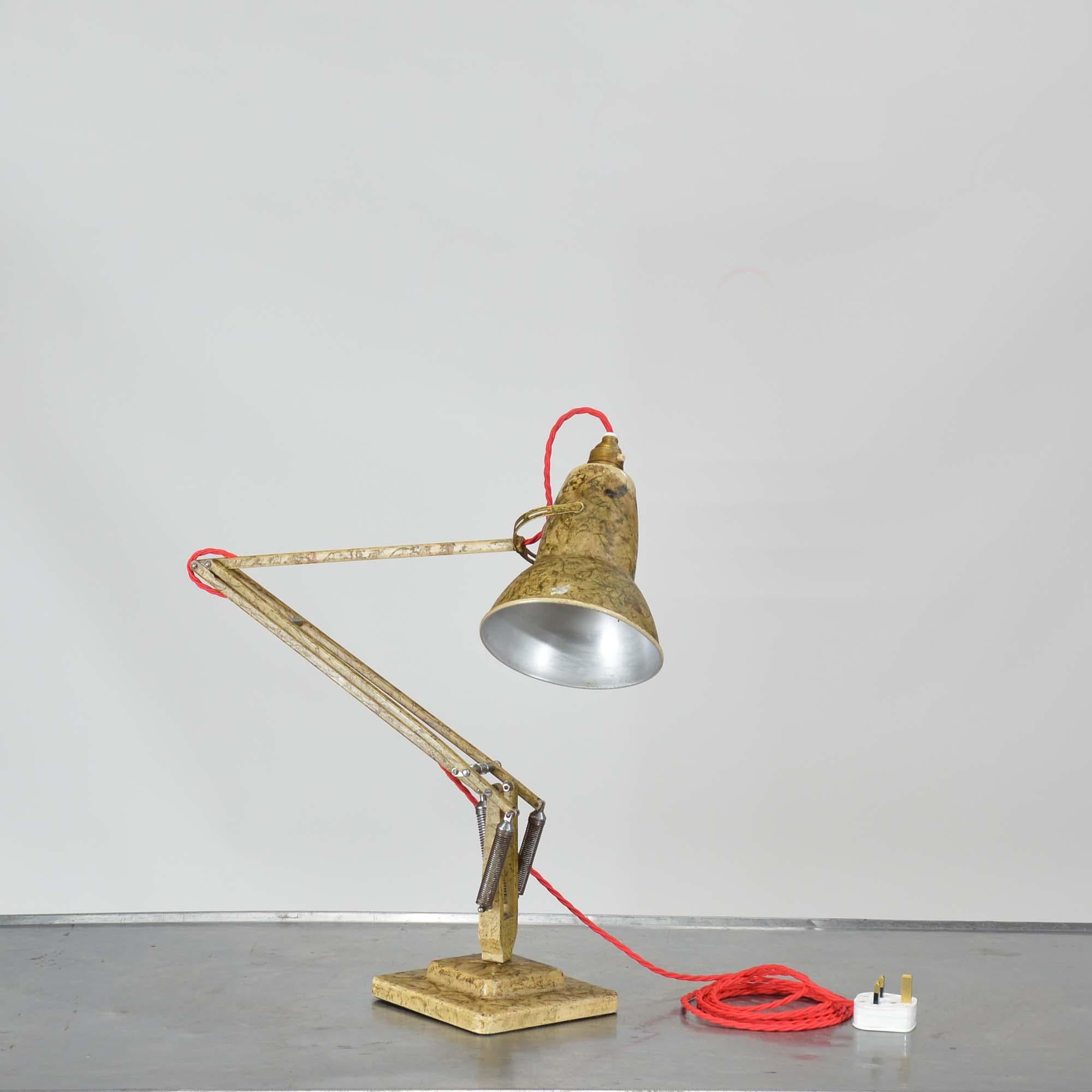 Die Anglepoise-Lampe 1227, von Herbert Terry & Son im Zustand „Gut“ im Angebot in Castle Douglas, GB