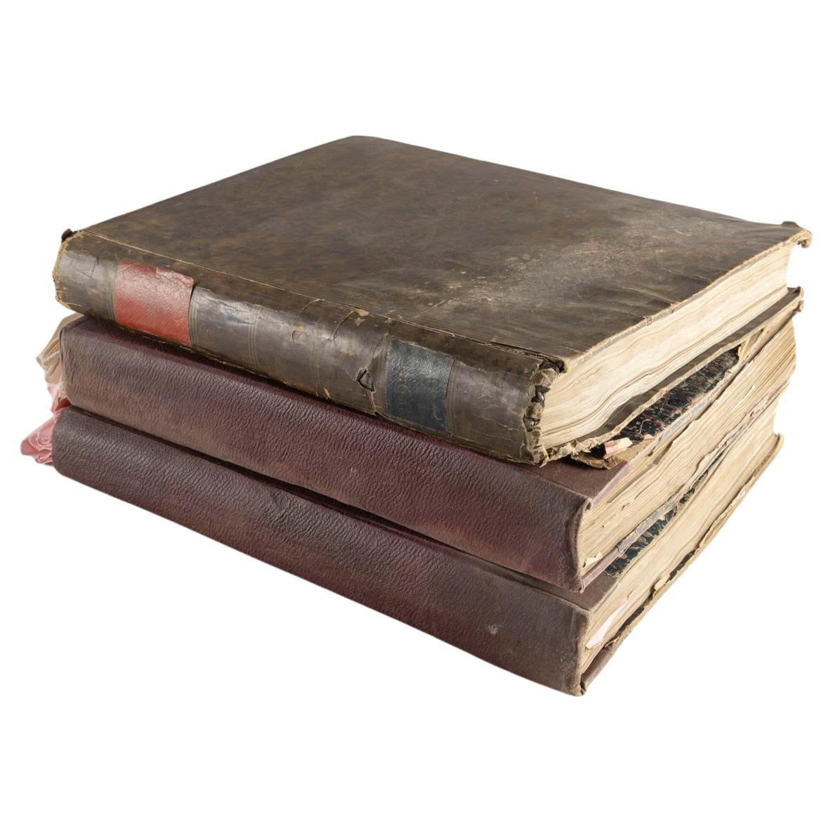 Les éditions 1917, 1918 et 1921 du journal L'Illustration.