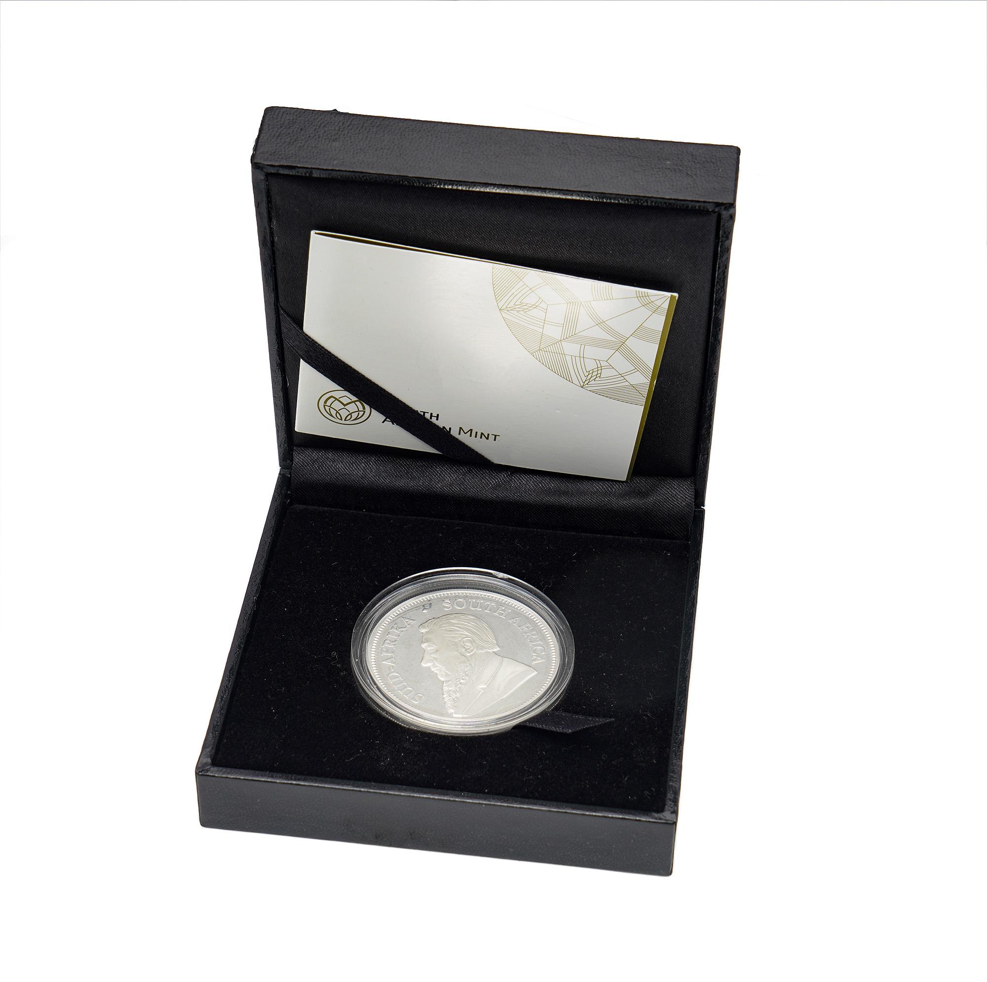 2018 1oz silver Krugerrand 999. Silver Limited edition 15000/11077 Proof

The first President of the Zuid Afrikaansche Republiek ( ZAR ) who was responsible for this country's first legal coinage in 1890 is depicted on the obverse.
The design was