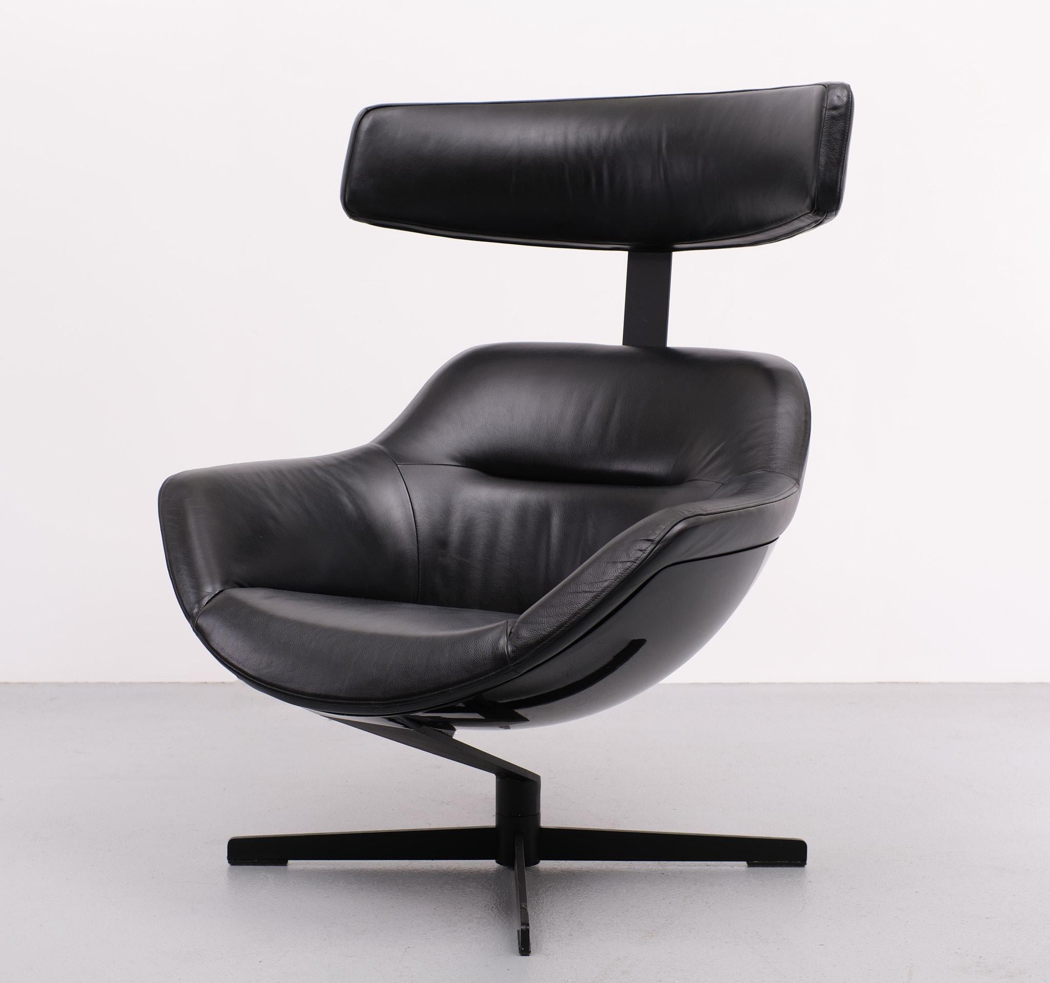 Fiberglass  The 277 Auckland Lounge chair  Designed by Jean Marie Massaud  for  Cassina 