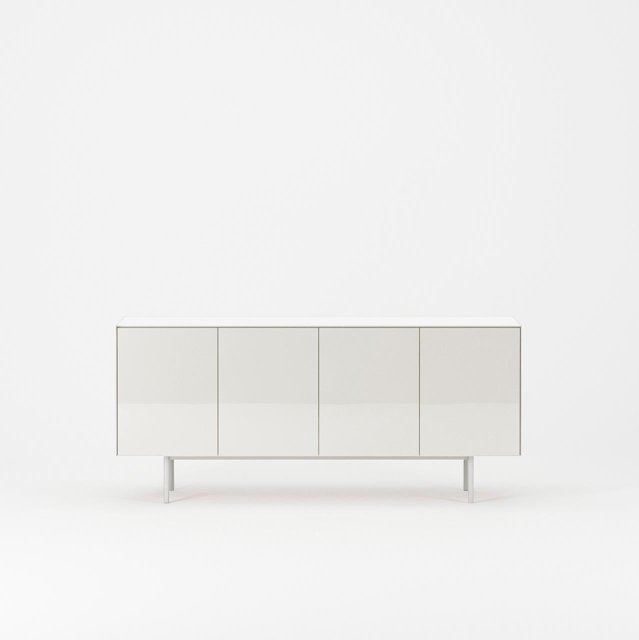 Minimalismo Il 44 Server in laccato con larghezza di 180 cm Grigio chiaro in vendita
