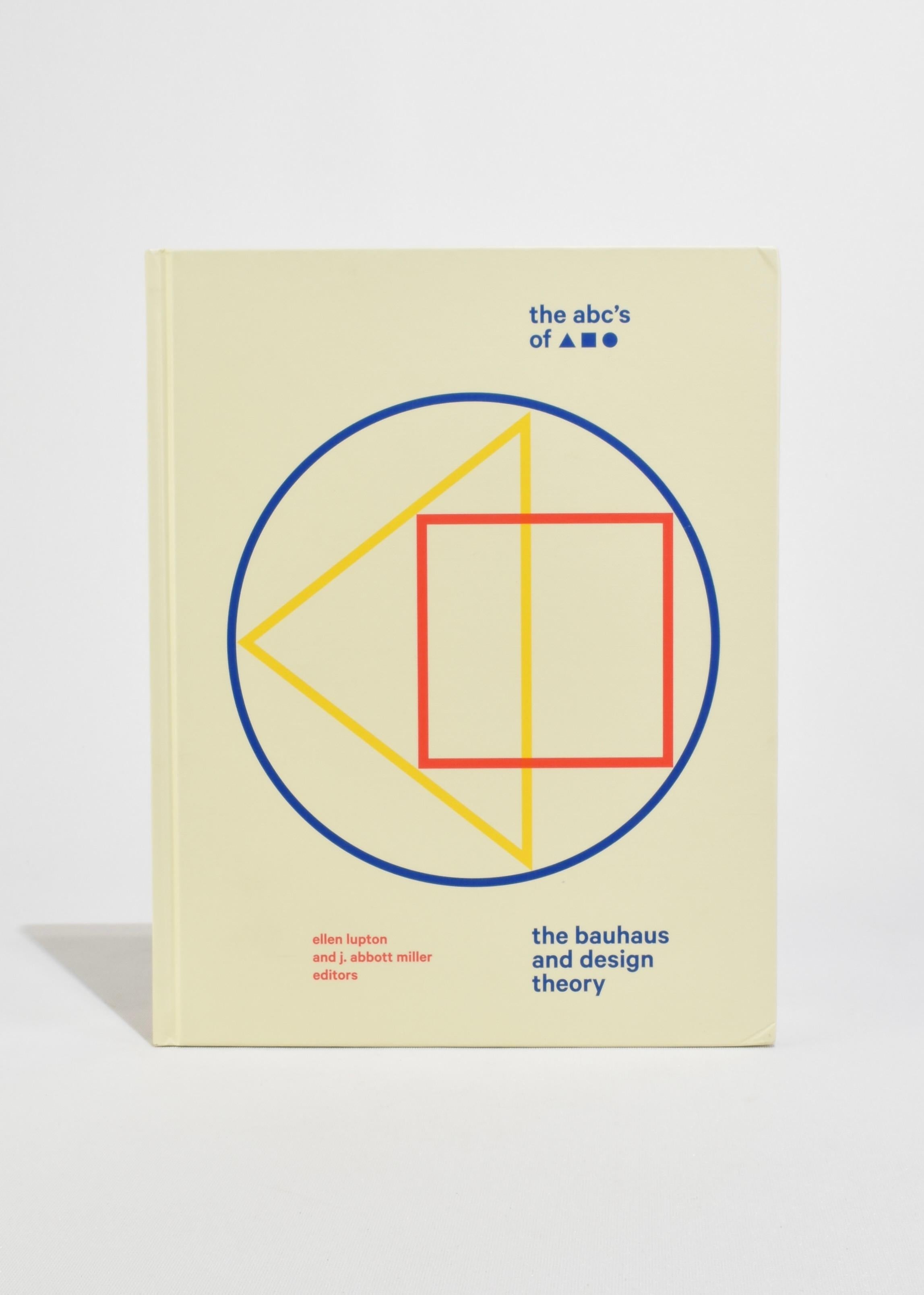 Libro de sobremesa con las teorías de la Bauhaus sobre el diseño, editado por Ellen Lupton y J. Abbot Miller. Publicado por primera vez en 1991, esta edición se ha publicado en 2019. 

