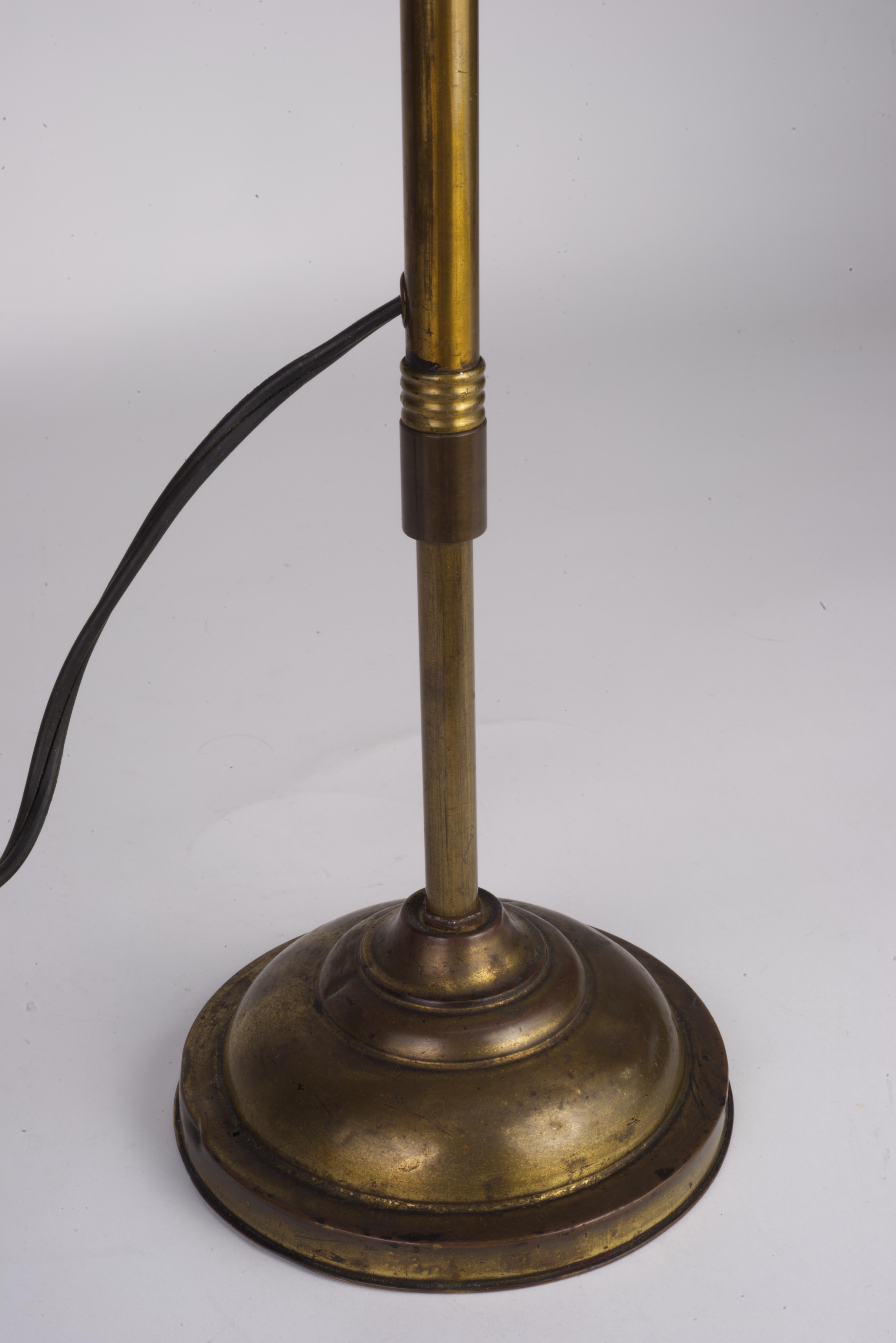 The Adjustable Fixture Co. Table lamp, Rare  For Sale 2