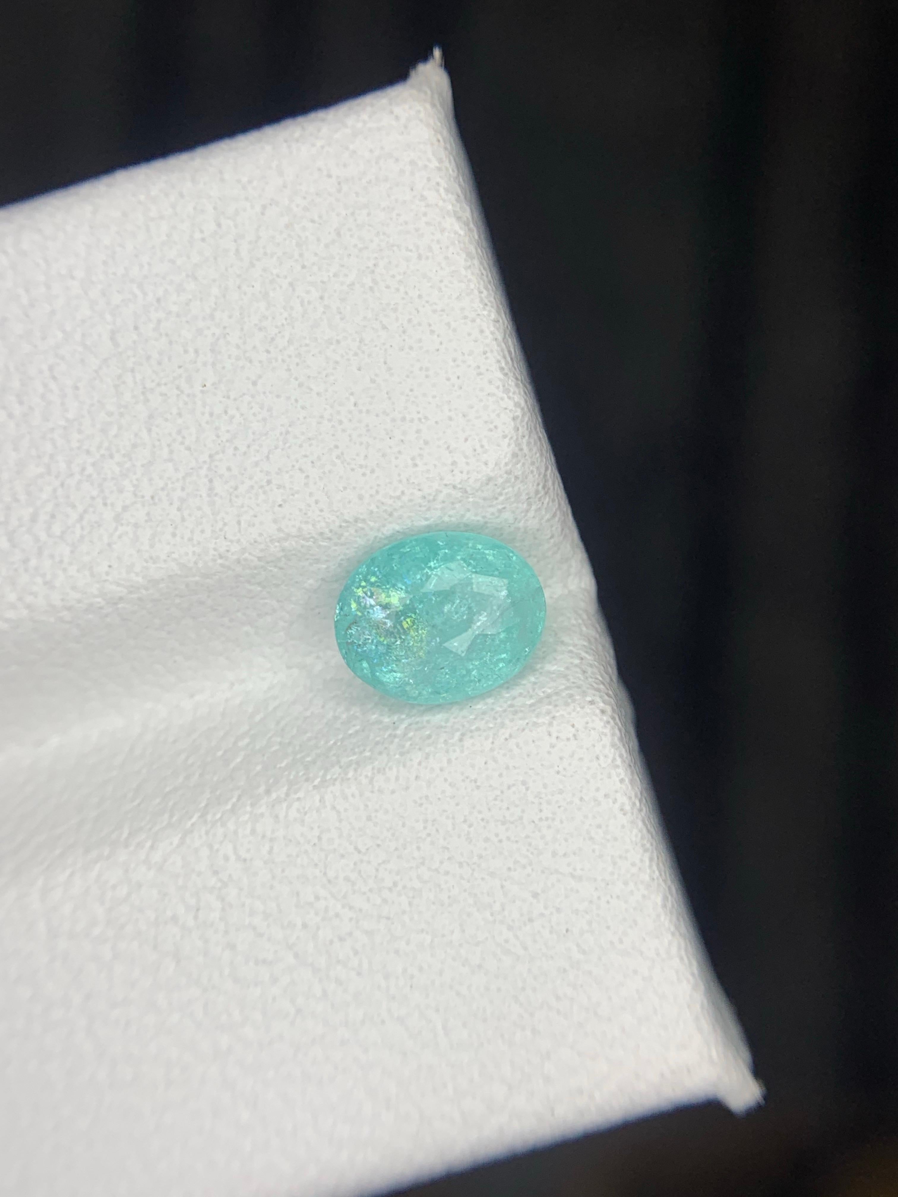 Gemma di forma ovale di tormalina Paraiba sciolta naturale certificata AIG da 0,98 carati in vendita 8