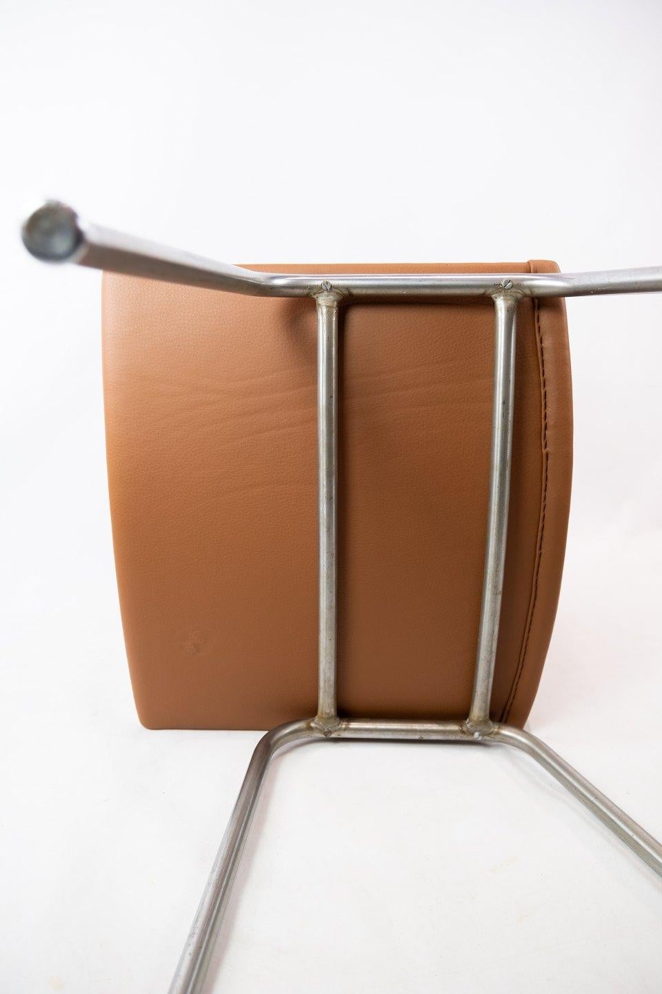 The Airport-Chair, Model AP37, Design/One par Hans J. Wegner dans les années 1950 en vente 2