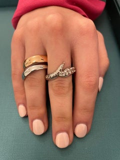 Albino Crocodile Band in 18ct White Gold with Crocodile Skin Filigree