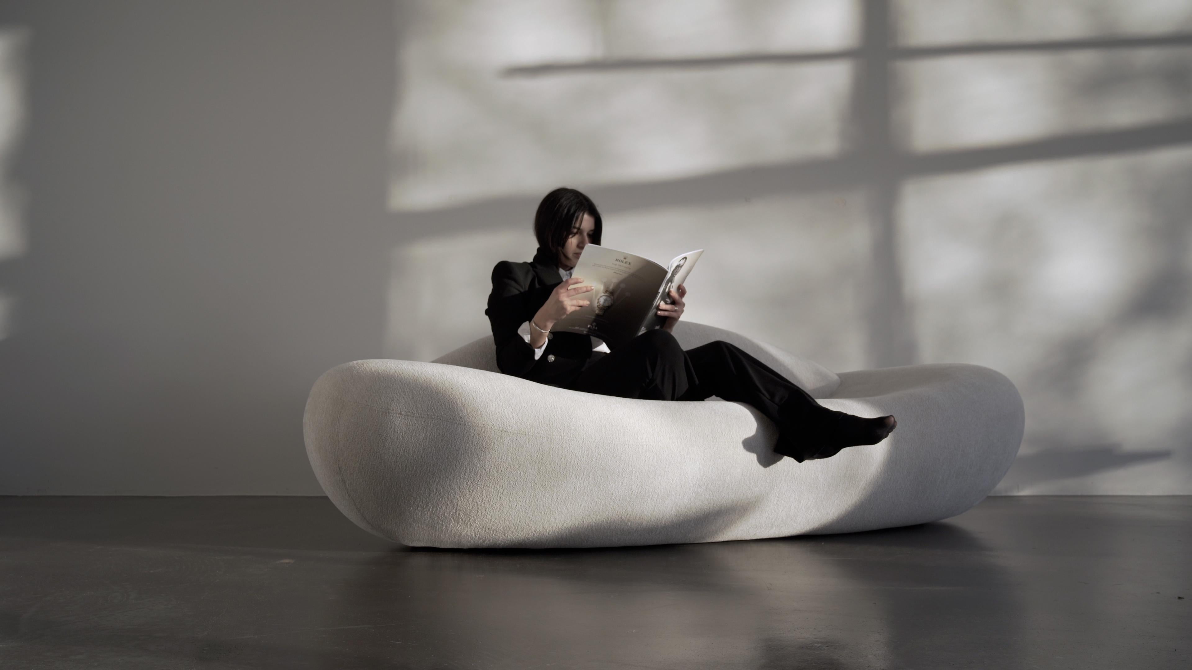 Das Alice-Sofa von Joana Teixeira im Angebot 6