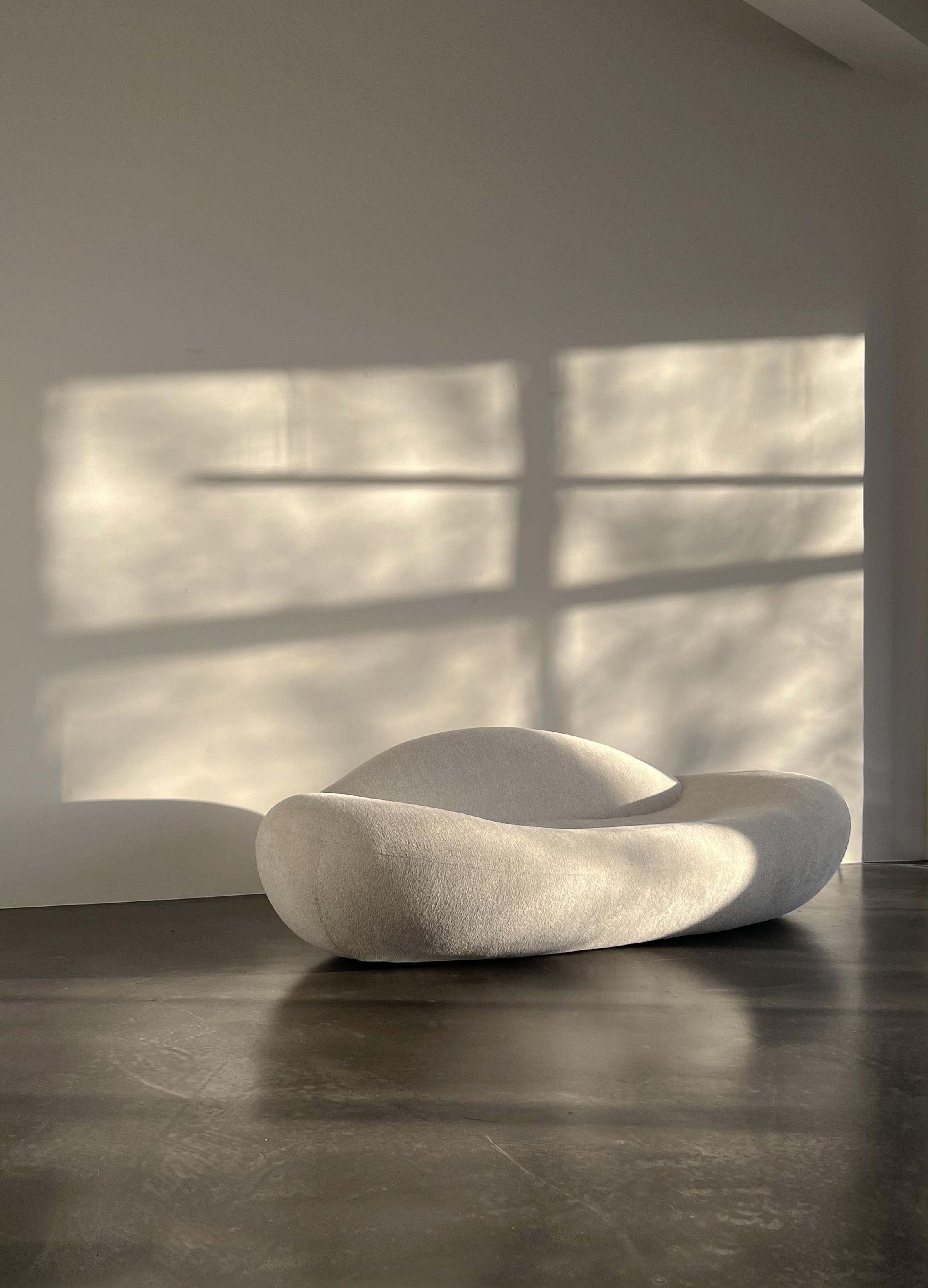 Das Alice-Sofa von Joana Teixeira im Angebot 7