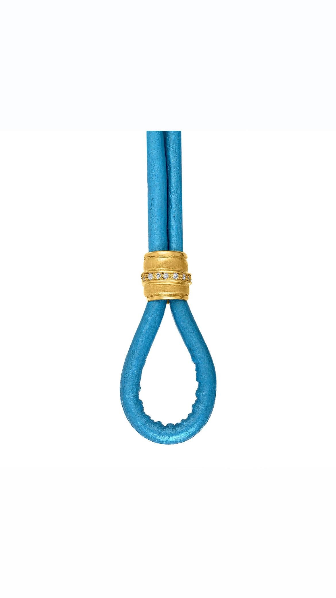 Artigiano La collana Allegra in pelle e oro 22k in turchese, di Lisa Leone in vendita
