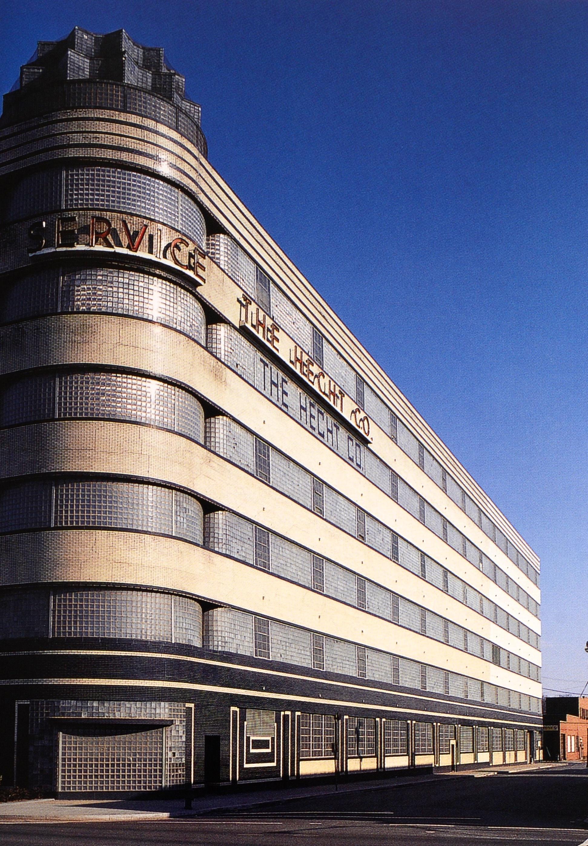 Paper The American Department Store Transformed, 1920-1960 by Richard Longs, 1st Ed For Sale