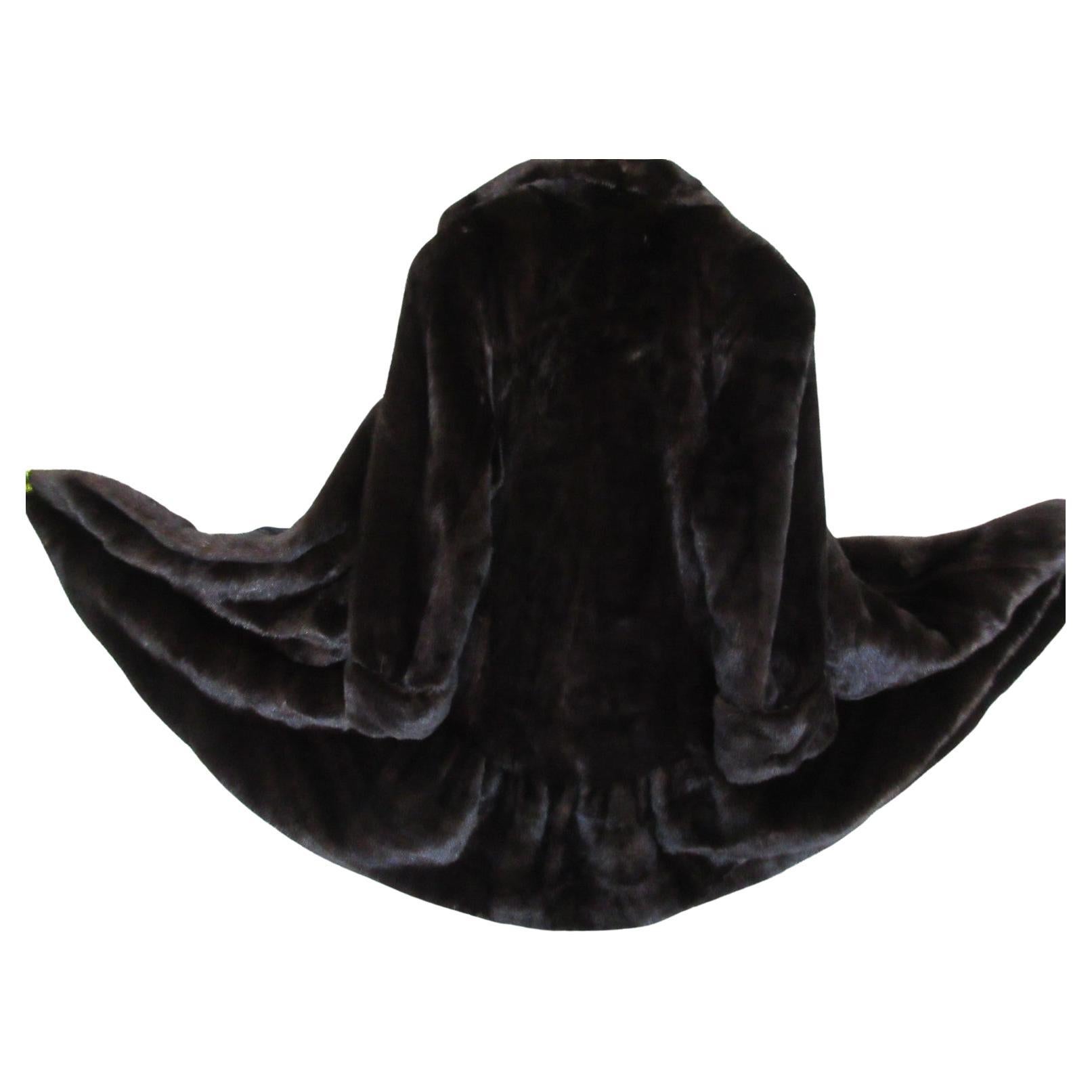 "The American Fur Awards, American Ultra" Mink Fur Coat For Sale